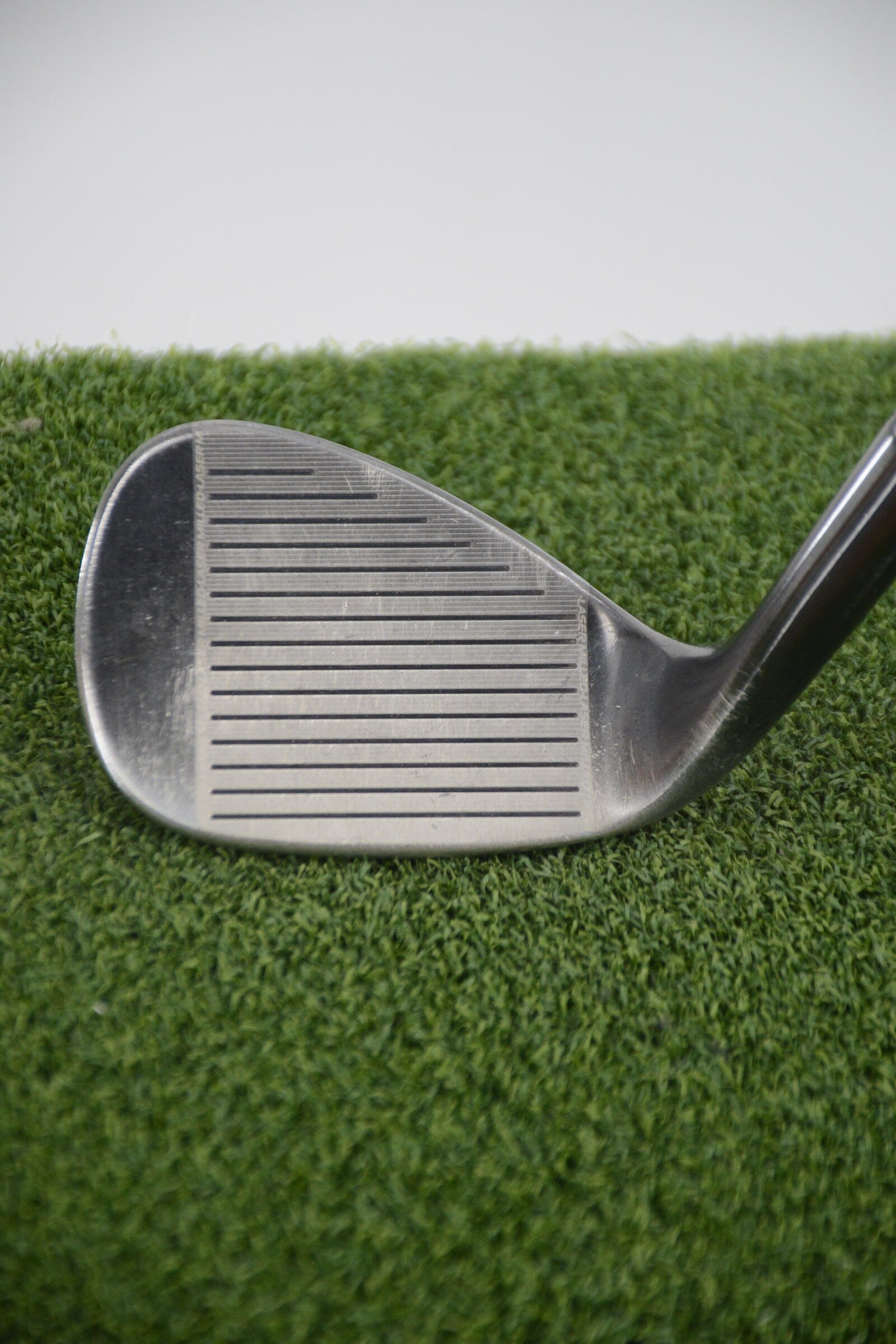 Cleveland CG14 Black Pearl 52 Degree Wedge Wedge Flex 35.5" Golf Clubs GolfRoots