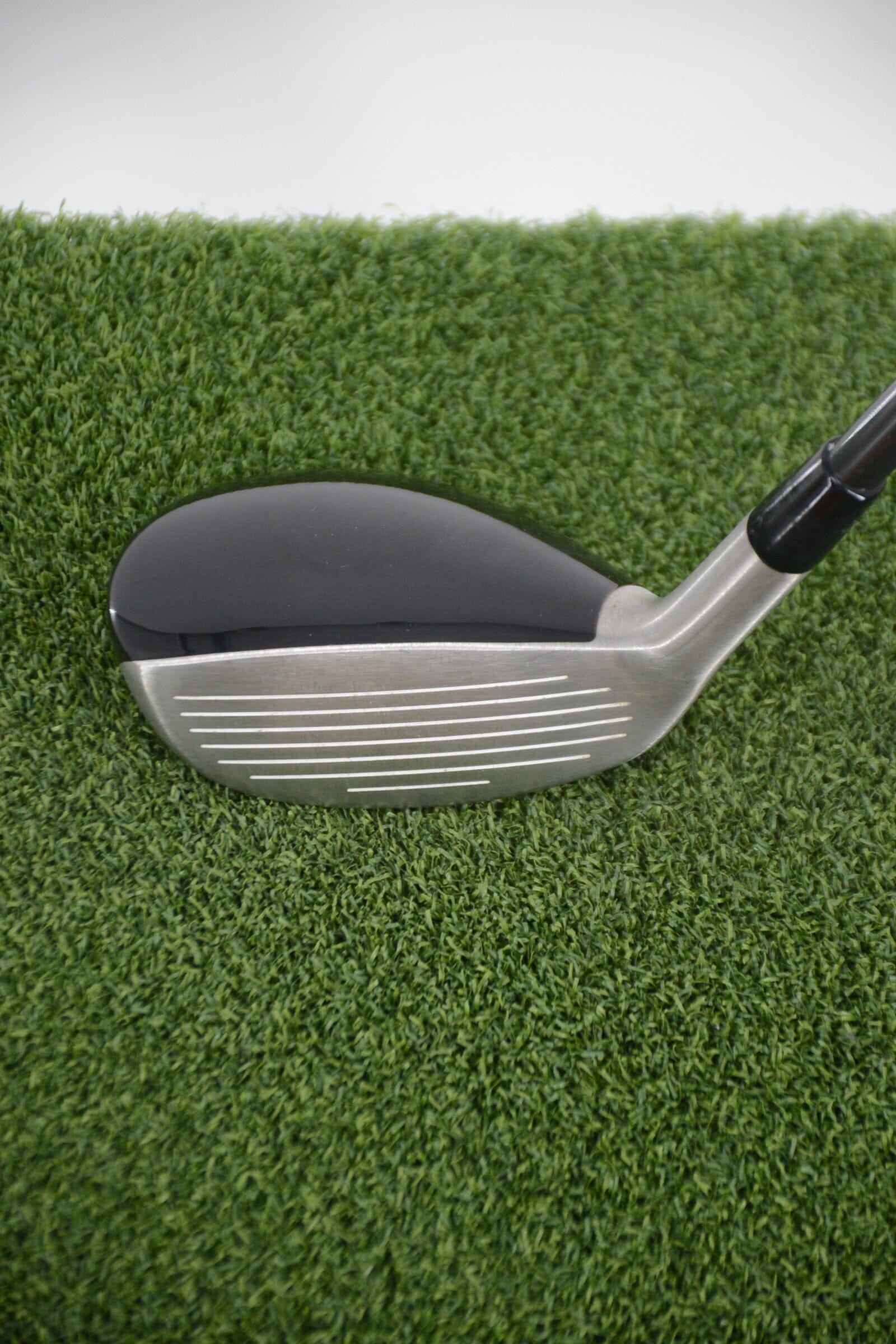 Titleist 585.H 19 Degree Hybrid R Flex 40.5" Golf Clubs GolfRoots
