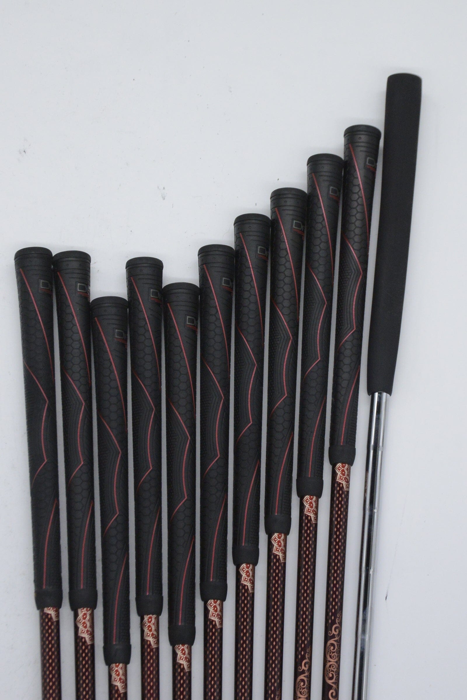 Women's XXIO Prime Royal Edition Mixed Full Set W Flex -0.75"