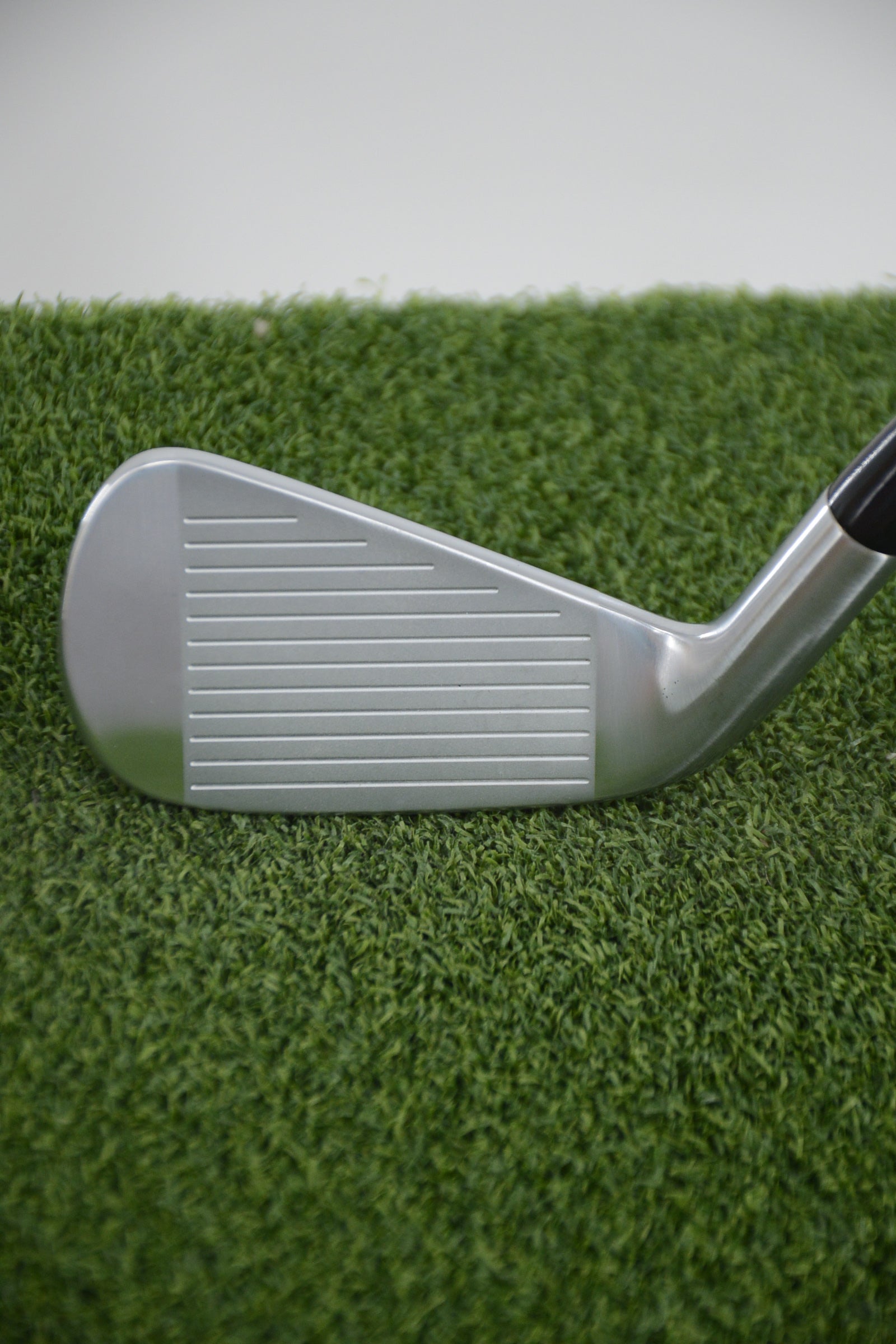Titleist 2023 T200 4 Driving Iron R Flex 39"