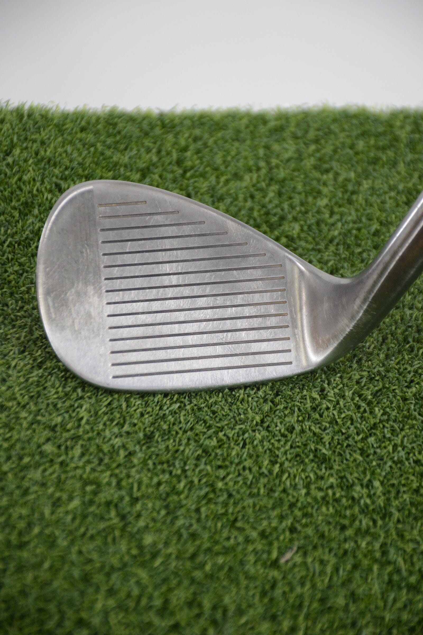 Cleveland CG14 Black Pearl 52 Degree Wedge Wedge Flex 35.5" Golf Clubs GolfRoots