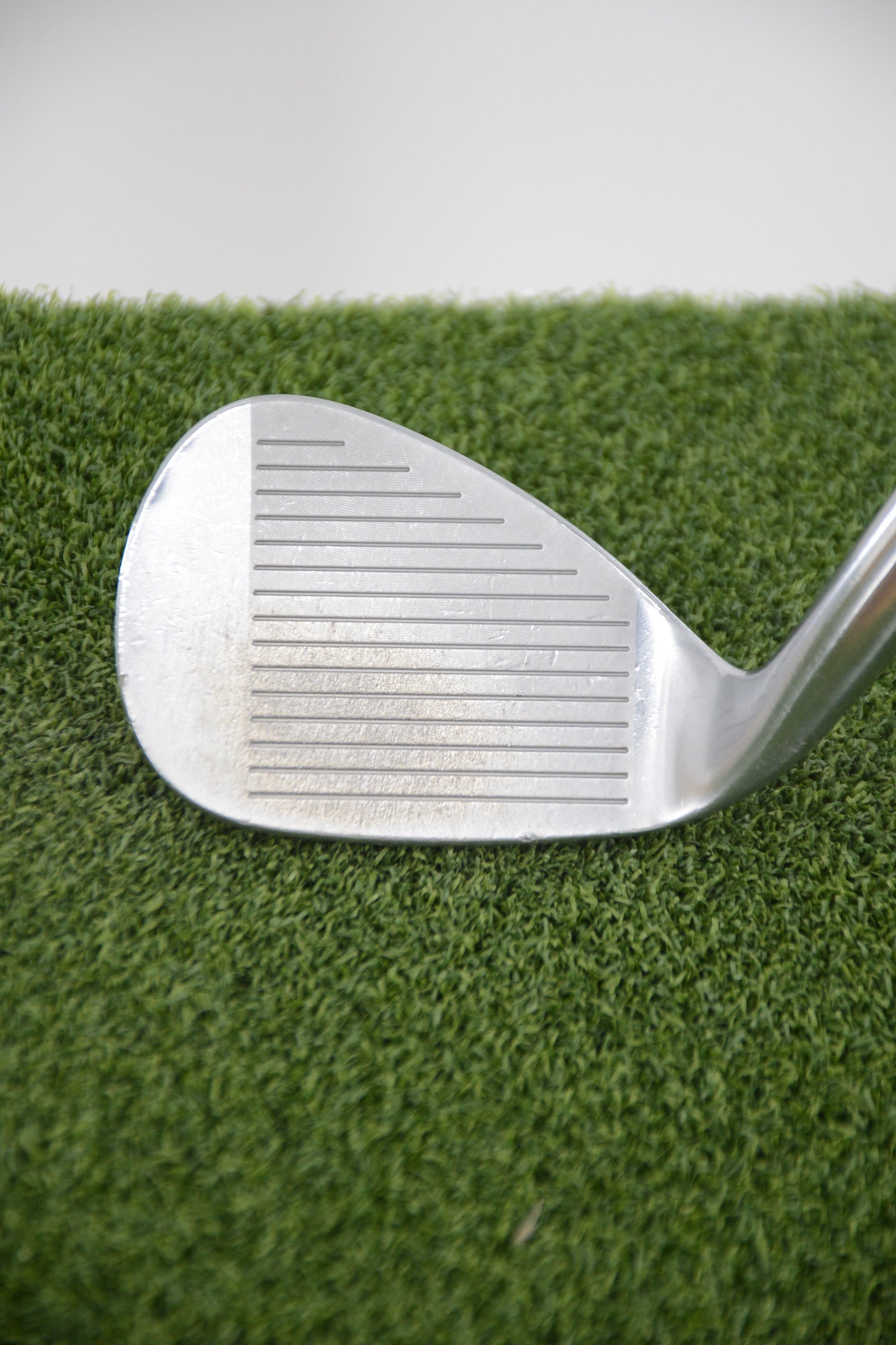 Mizuno JPX Quad Cut Grooves 52 Degree Wedge S Flex 35.25"