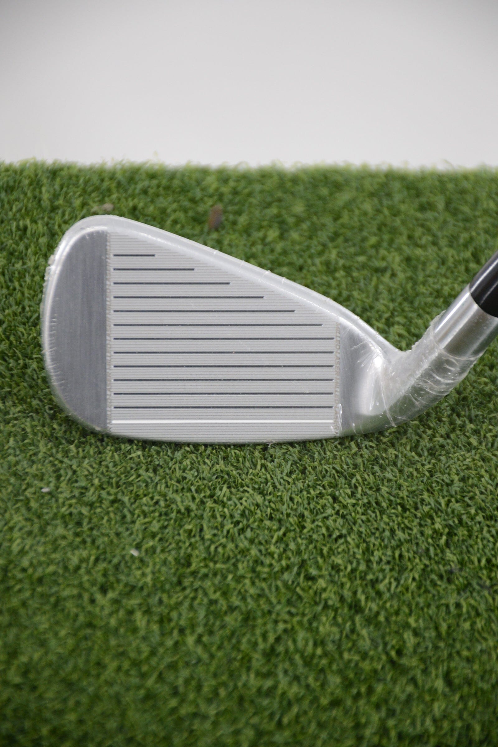 NEW Cleveland CG16 Satin Chrome 7 Iron R Flex 37" Golf Clubs GolfRoots