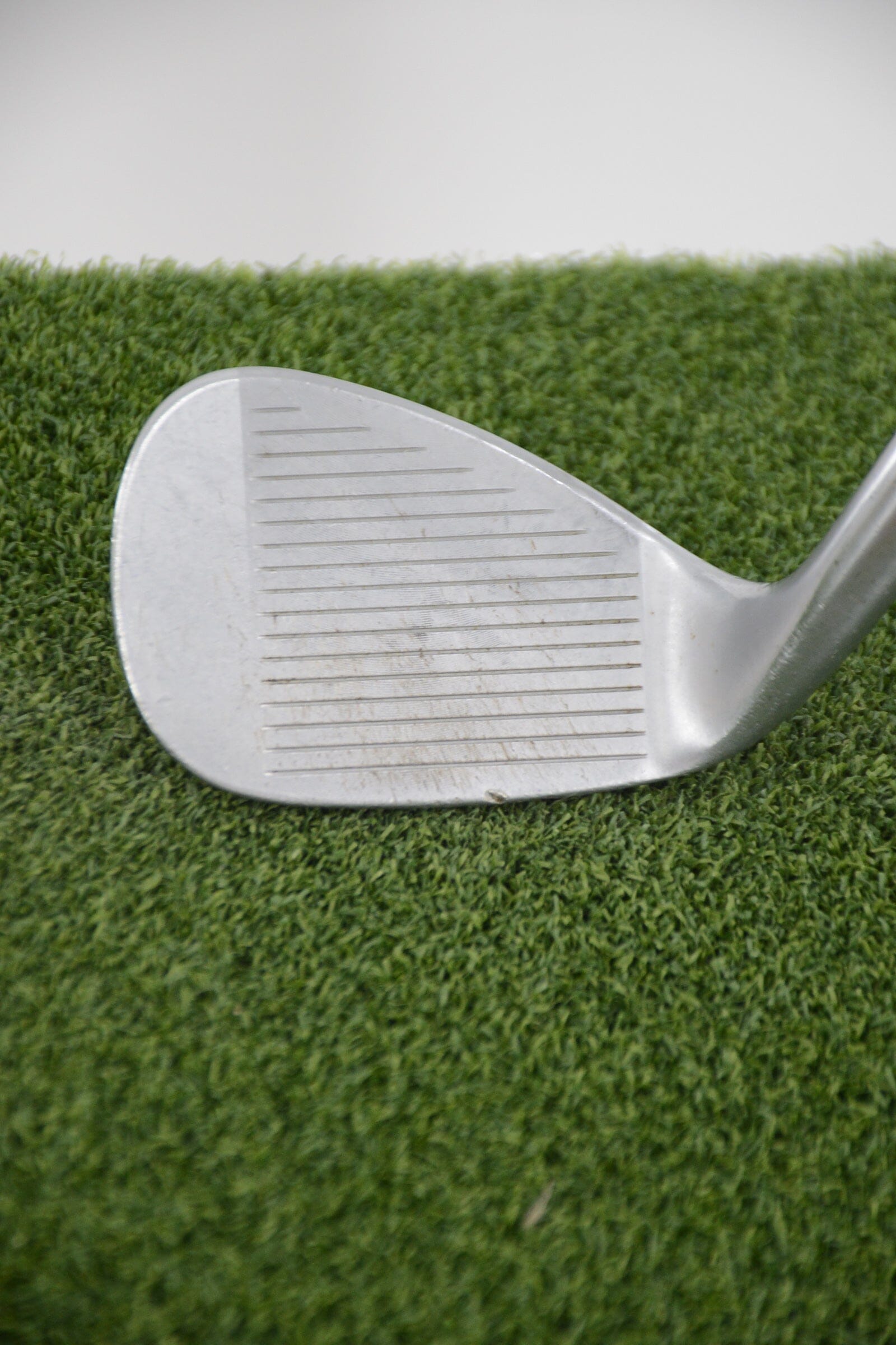 Titleist Vokey SM4 Tour Chrome 52 Degree Wedge Wedge Flex 35.25"