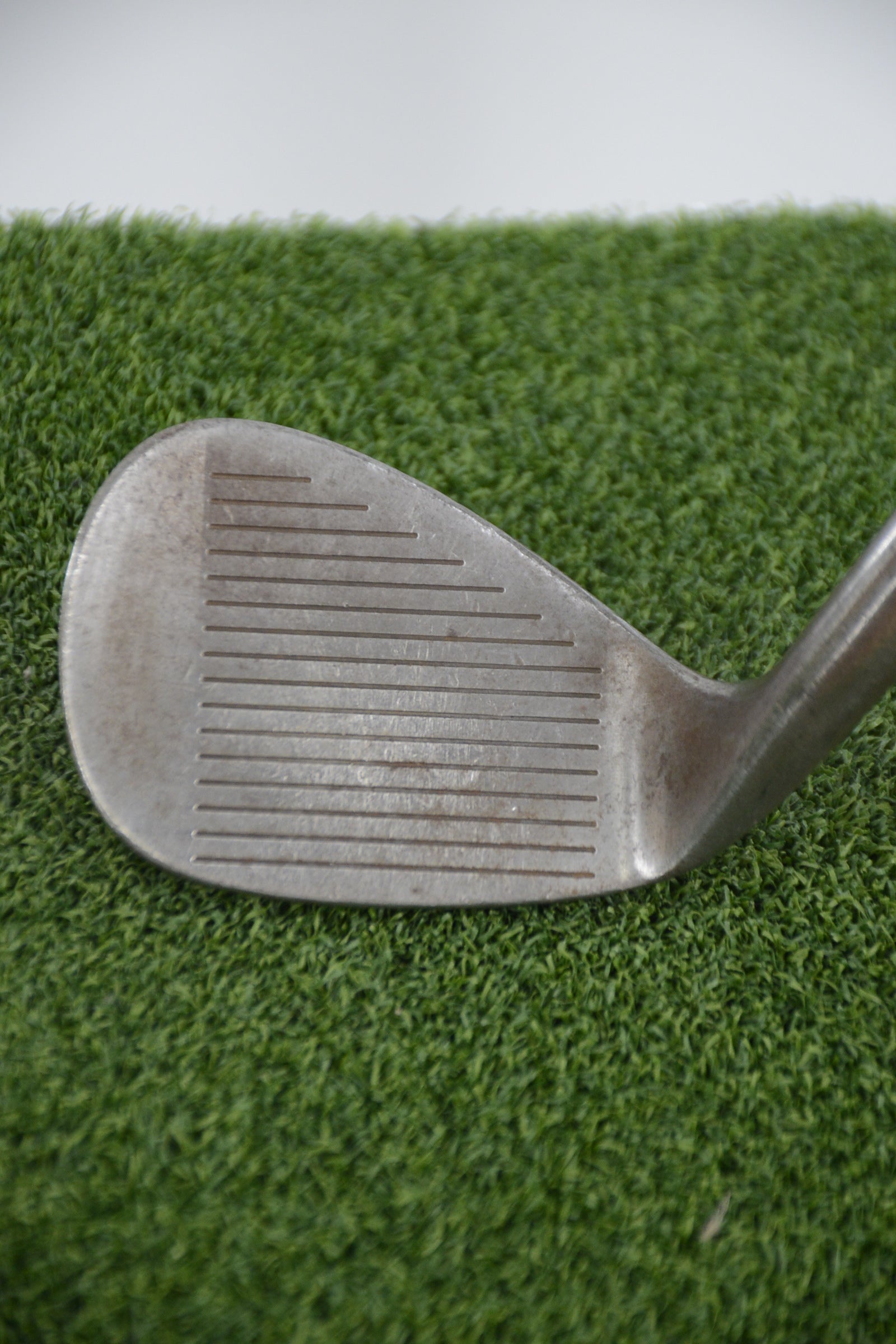Cleveland 588 Tour Action 53 Degree Wedge S Flex 36"