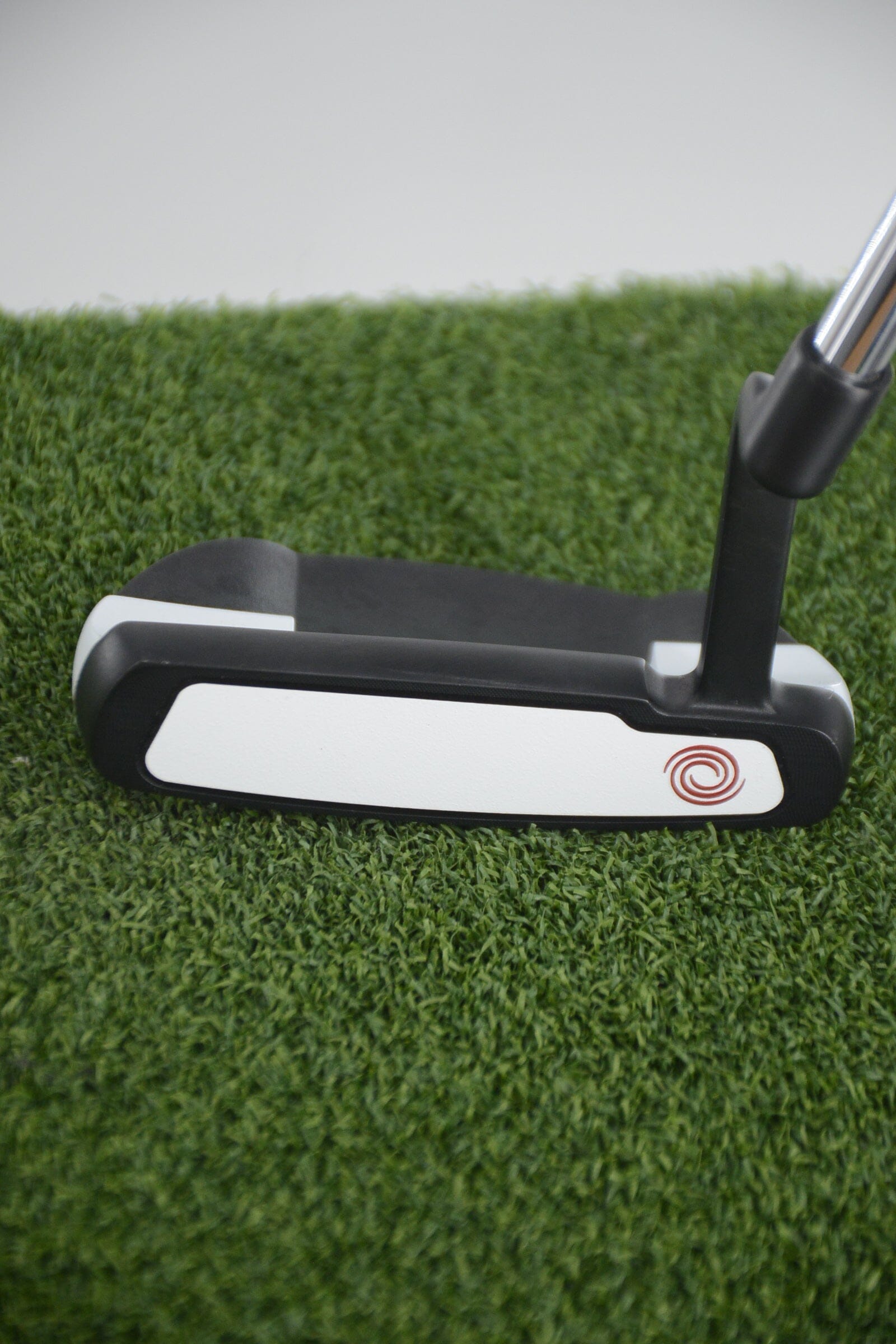 Odyssey Versa 330 Mallet Black Putter 33"