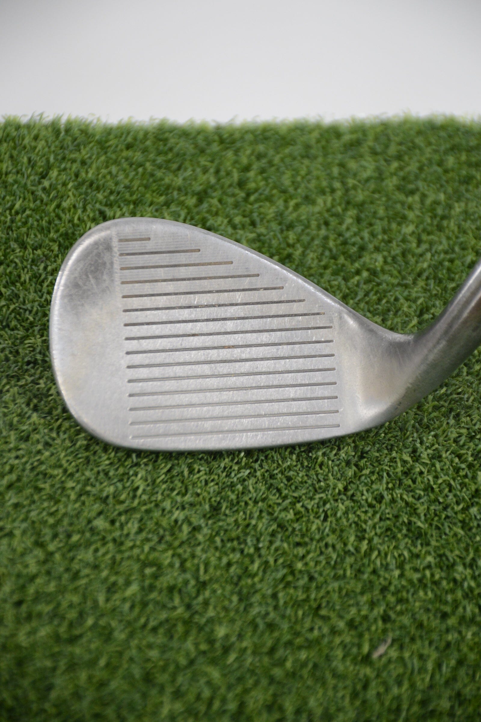 Cleveland CG15 Oil Quenched 56 Degree Wedge Wedge Flex 35.25" Golf Clubs GolfRoots