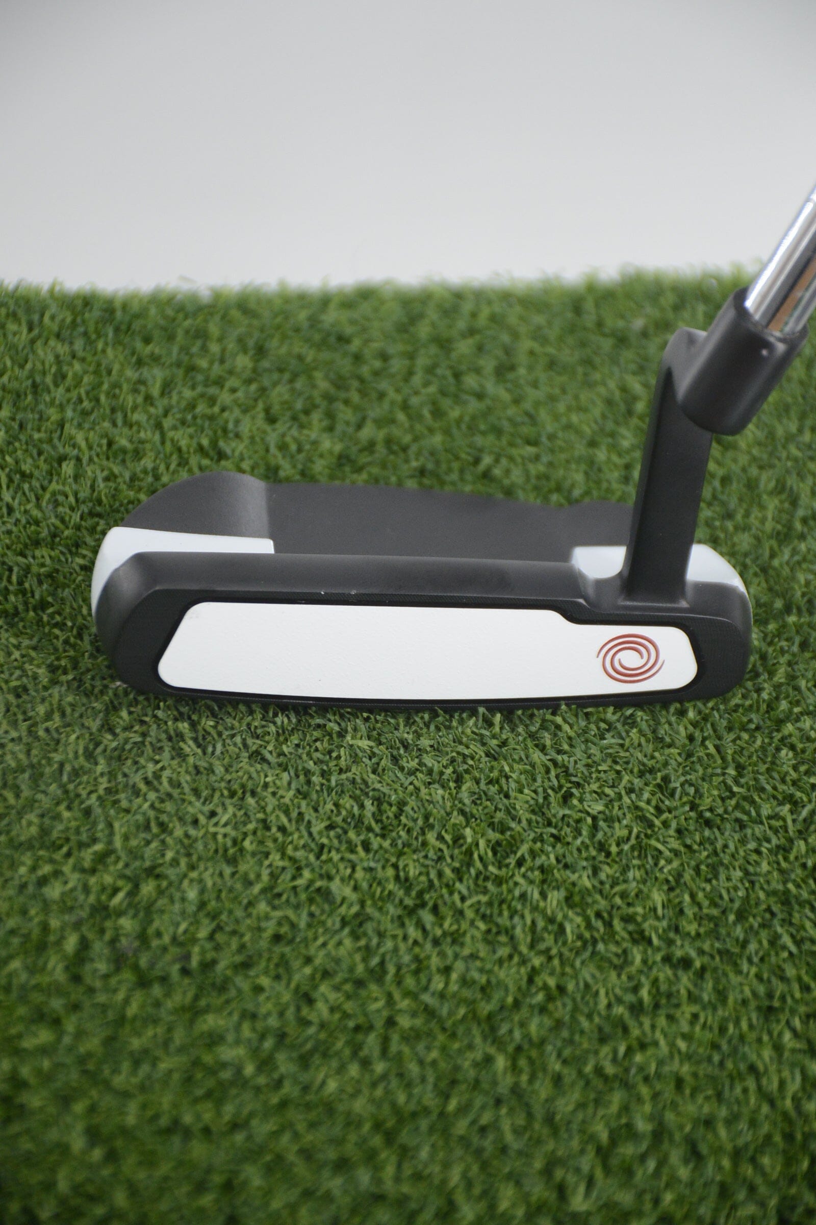 Odyssey Versa 330 Black Putter 34"