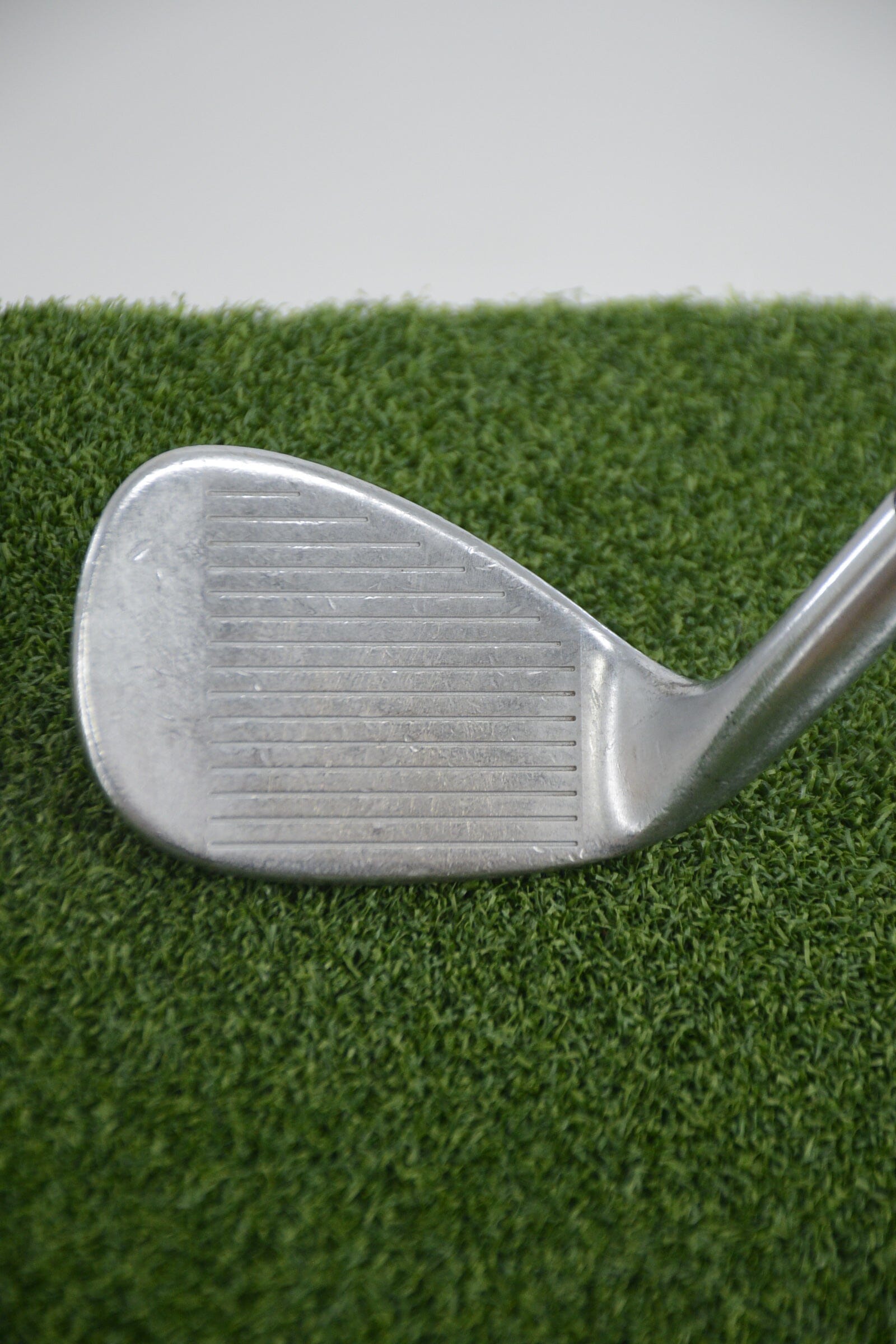 Cleveland CG11 Chrome 52 Degree Wedge Wedge Flex 35.75" Golf Clubs GolfRoots