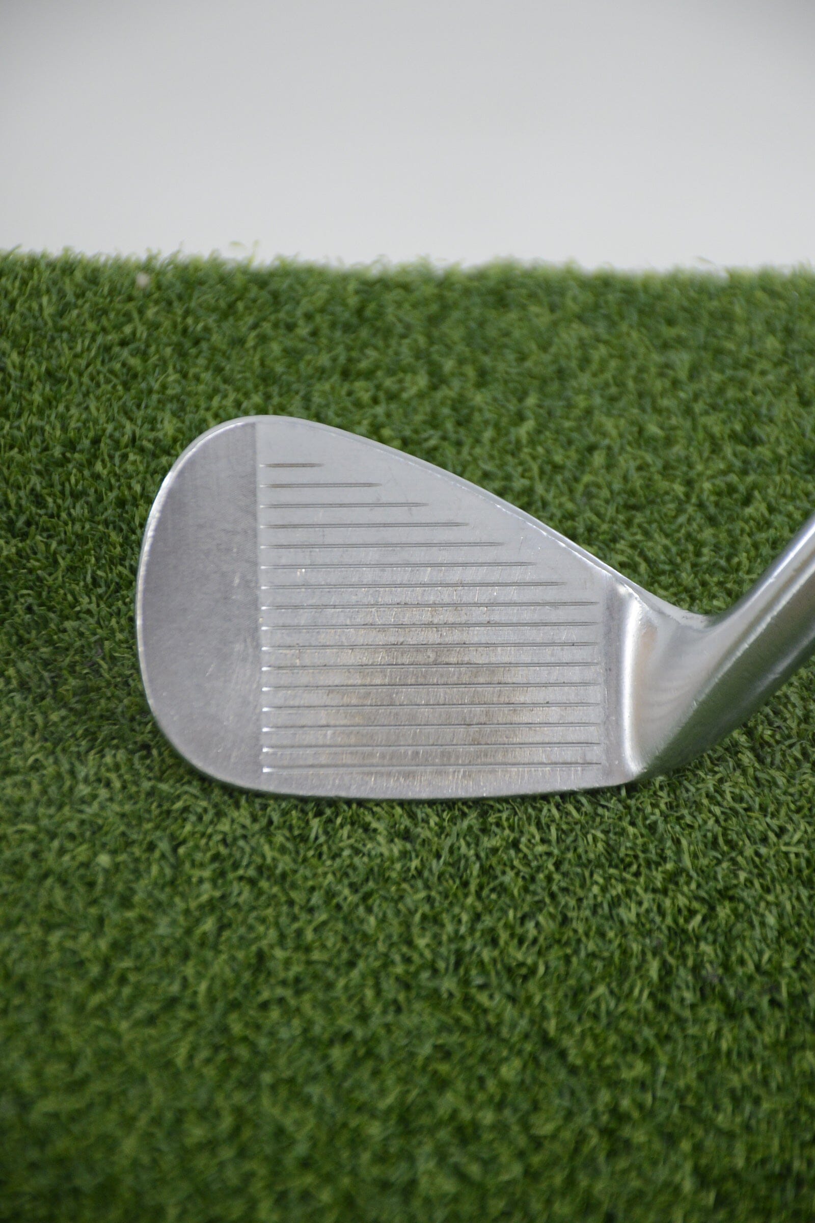 Titleist Vokey SM6 Tour Chrome 46 Degree Wedge S Flex 35.75"