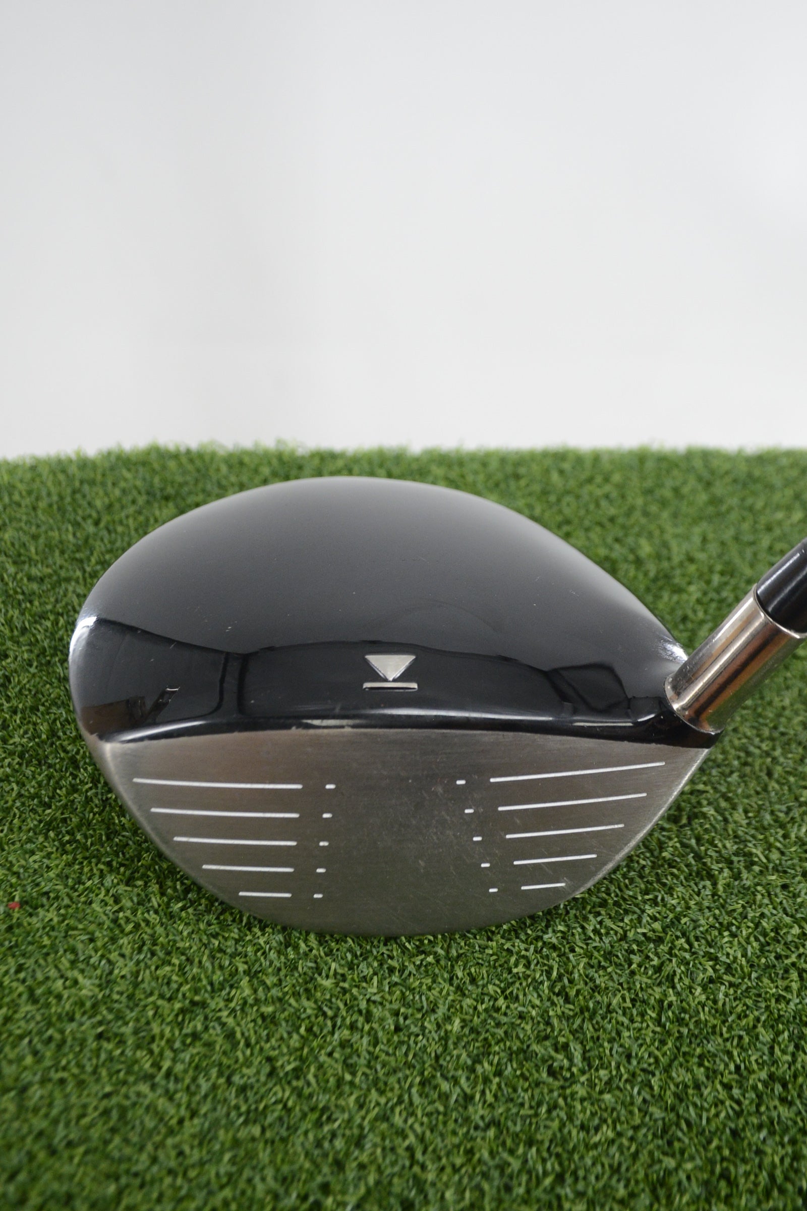 Titleist 907 D2 9.5 Degree Driver S Flex 45"