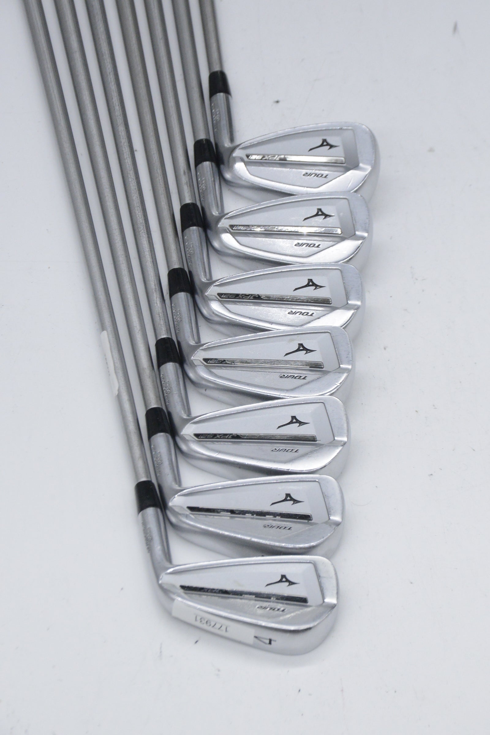 Mizuno JPX 921 Tour 4-PW Iron Set X Flex +0.75"