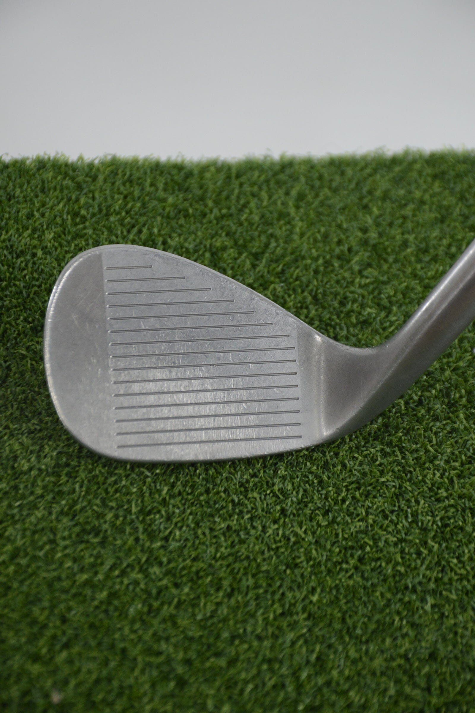 Cleveland Tour Action 56 Degree Wedge Wedge Flex 35.25" Golf Clubs GolfRoots