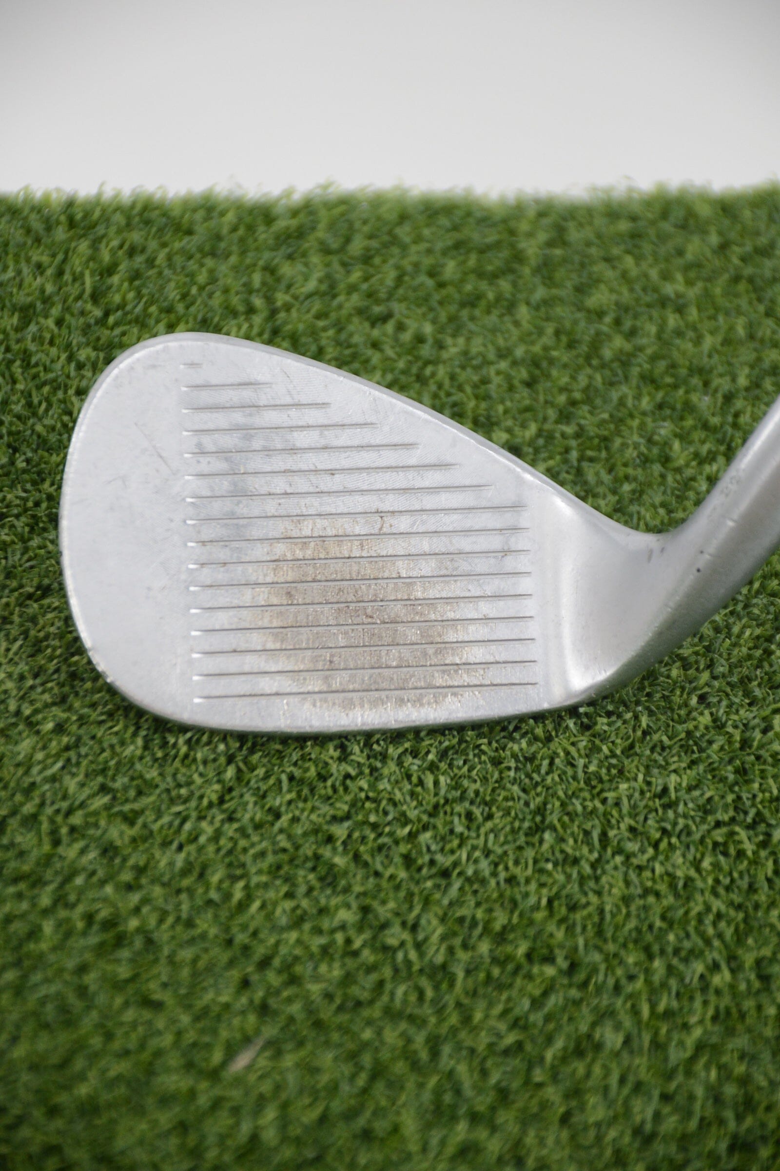 Titleist Vokey Spin Milled 52 Degree Wedge Wedge Flex 35.25" Golf Clubs GolfRoots