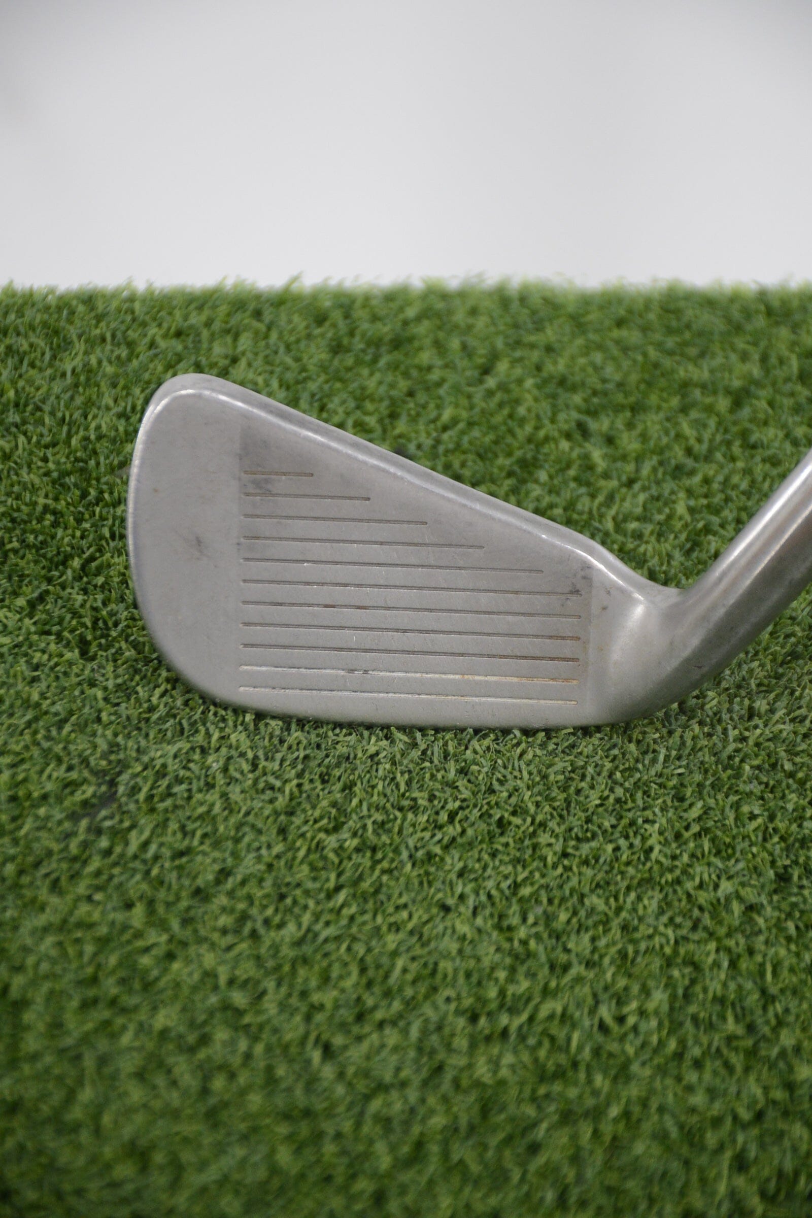 Wilson Midsize 3 Iron R Flex 38.5" Golf Clubs GolfRoots