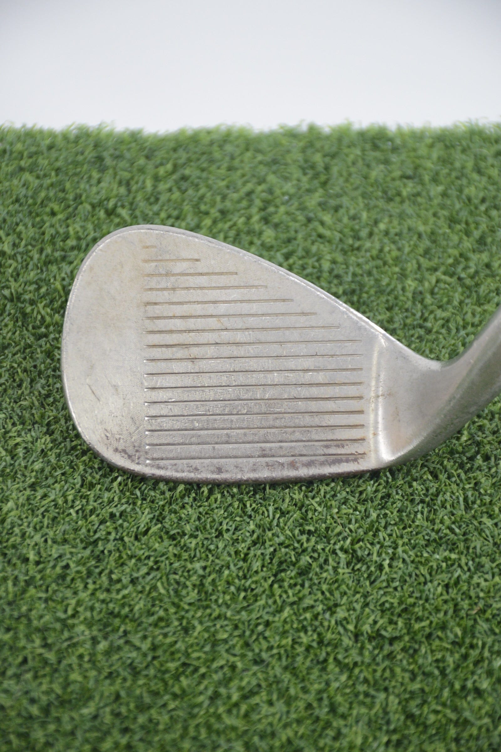 Titleist Vokey Spin Milled 52 Degree Wedge Wedge Flex 35.25" Golf Clubs GolfRoots