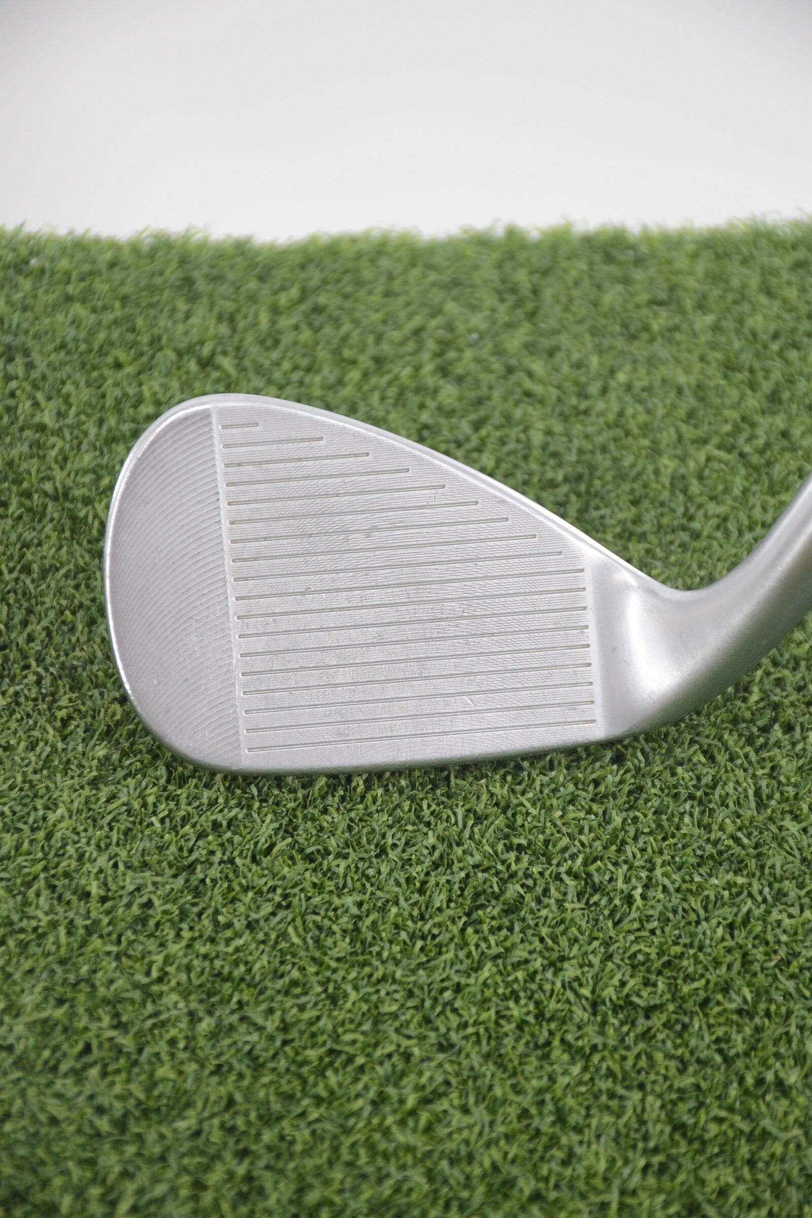 Cleveland CBX 44 Degree Wedge Wedge Flex 35.5" Golf Clubs GolfRoots