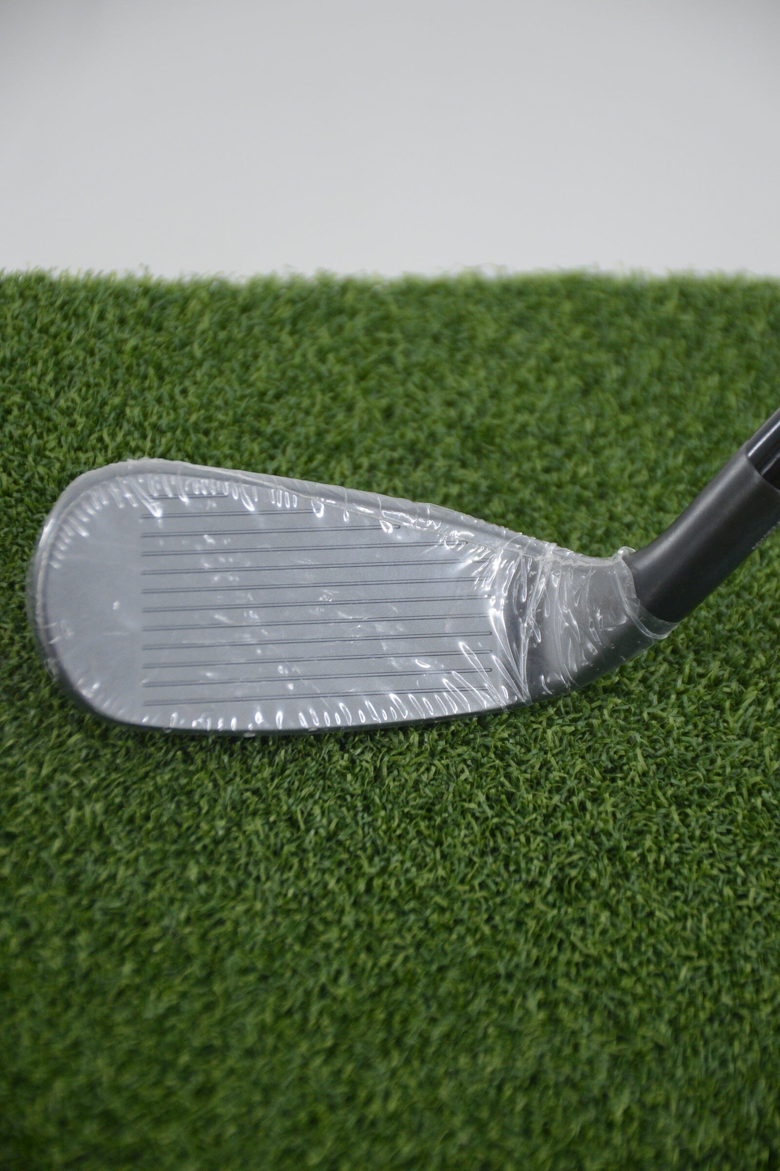 NEW Women's Cleveland Smart Sole 4.0 Chipper W Flex 32.75" Golf Clubs GolfRoots