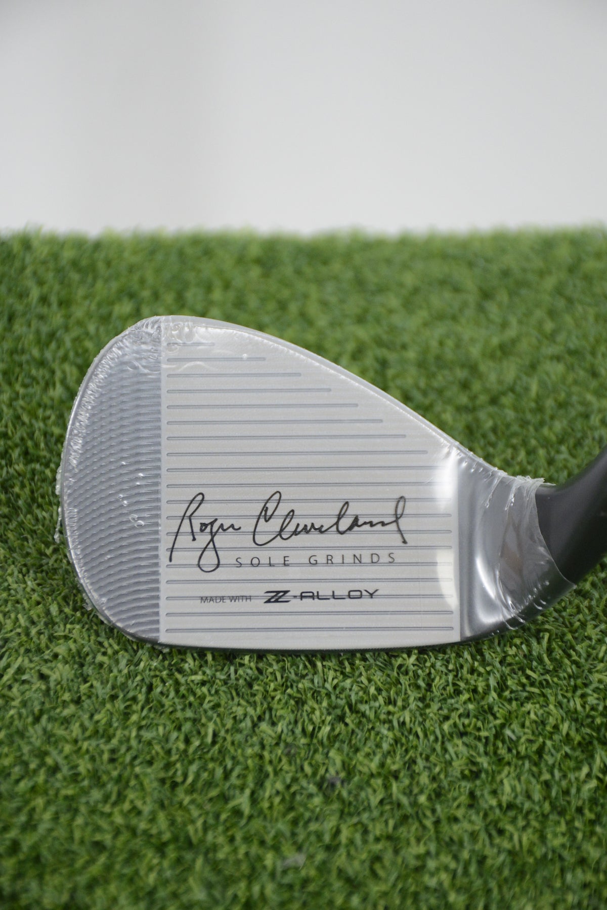 NEW Cleveland RTZ 2 Black Satin 56 Degree Wedge Wedge Flex 35.25"