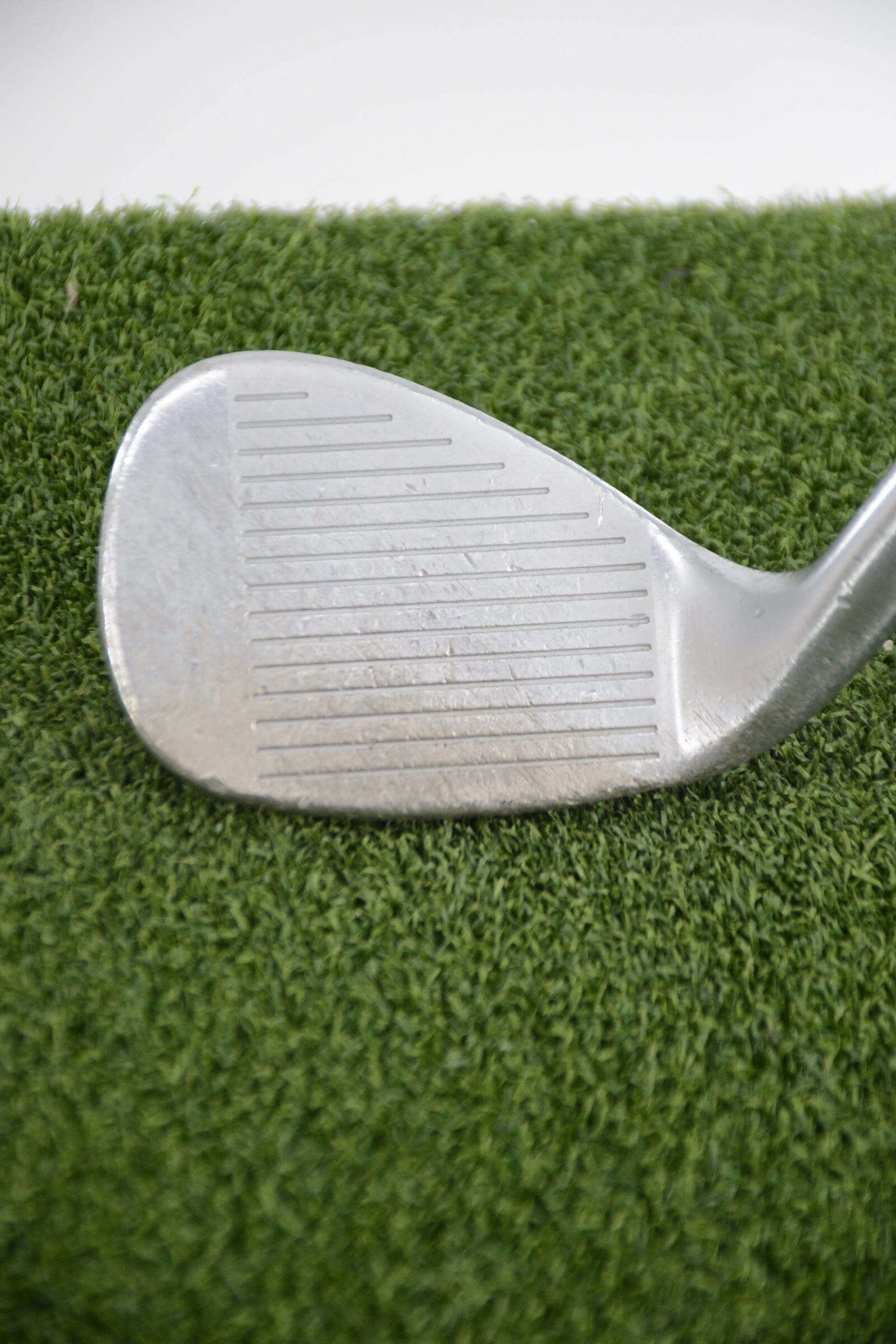 Cleveland CG10 Chrome 54 Degree Wedge Wedge Flex 35.25" Golf Clubs GolfRoots