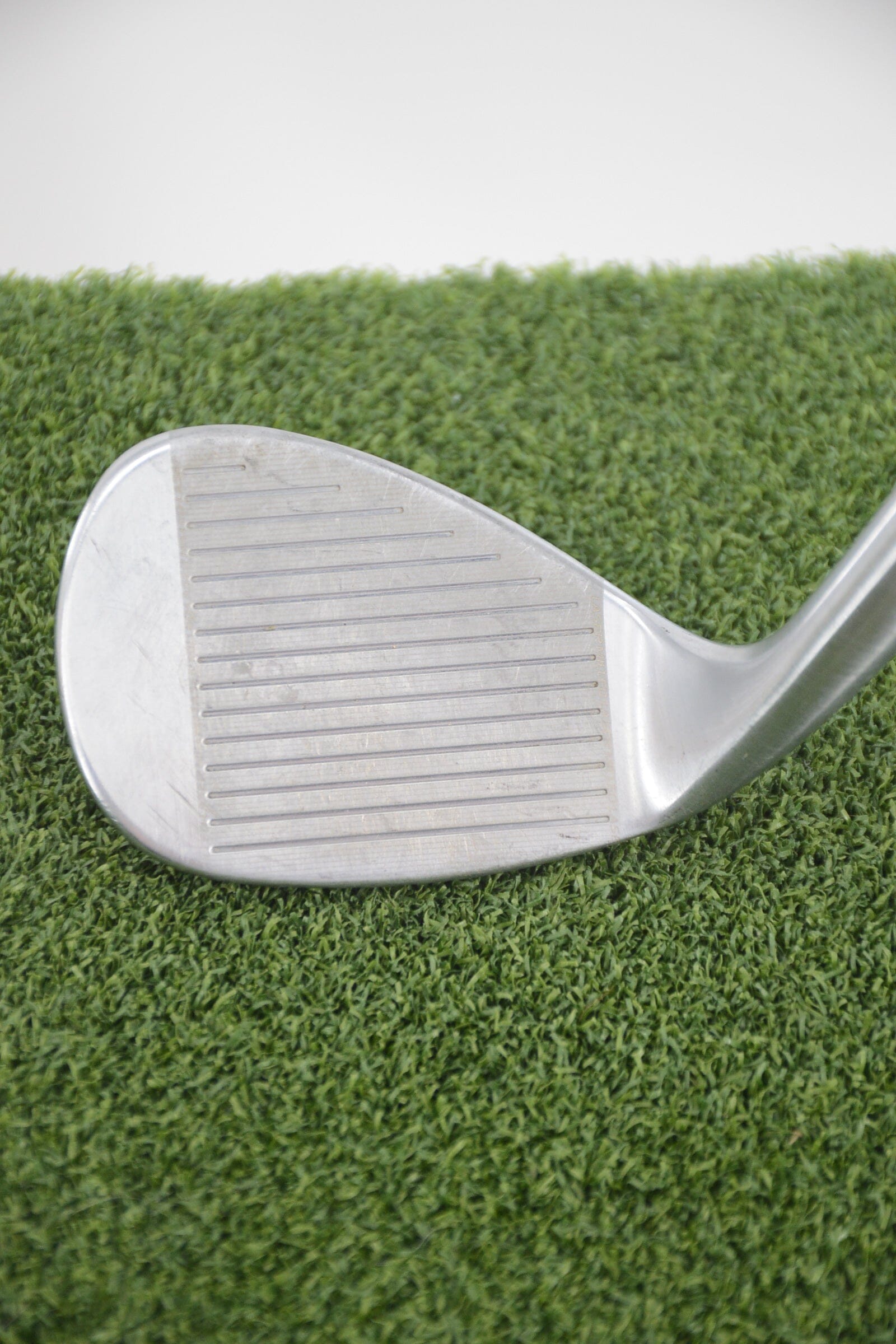 Cleveland CG15 Chrome 56 Degree Wedge Wedge Flex 35.25" Golf Clubs GolfRoots