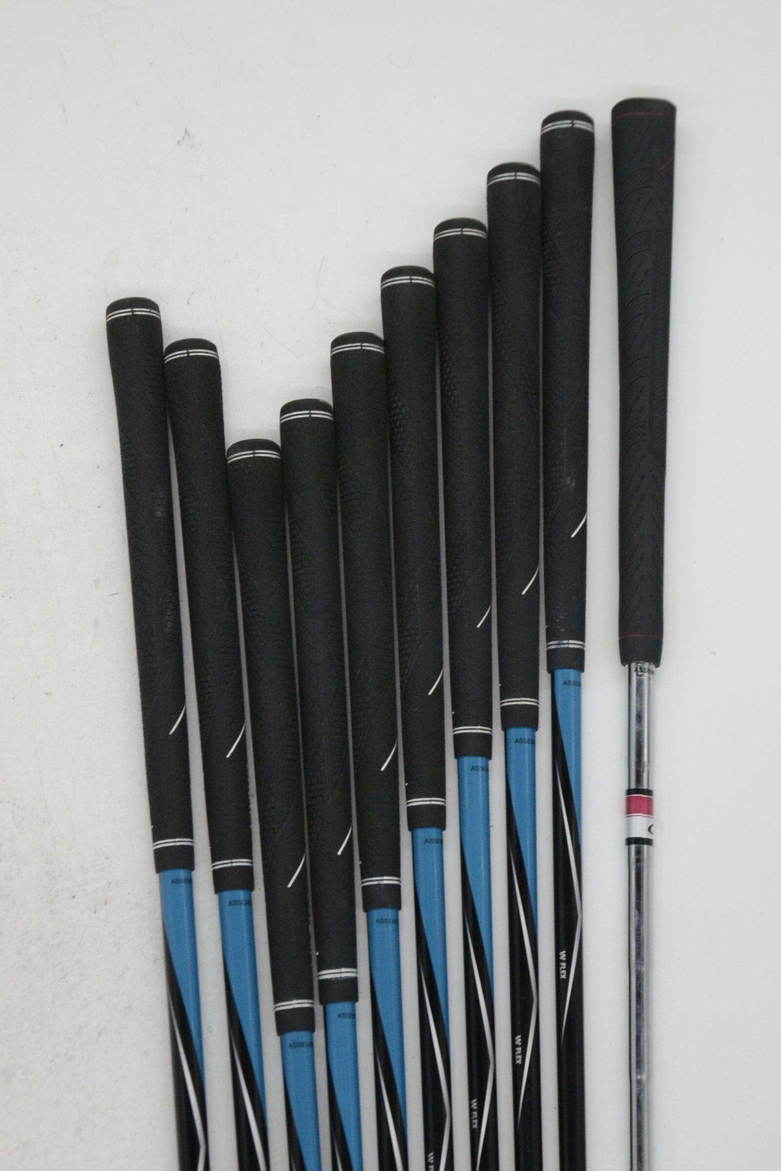 Women's Strata Plus Mixed Full Set W Flex -0.5" Golf Clubs GolfRoots
