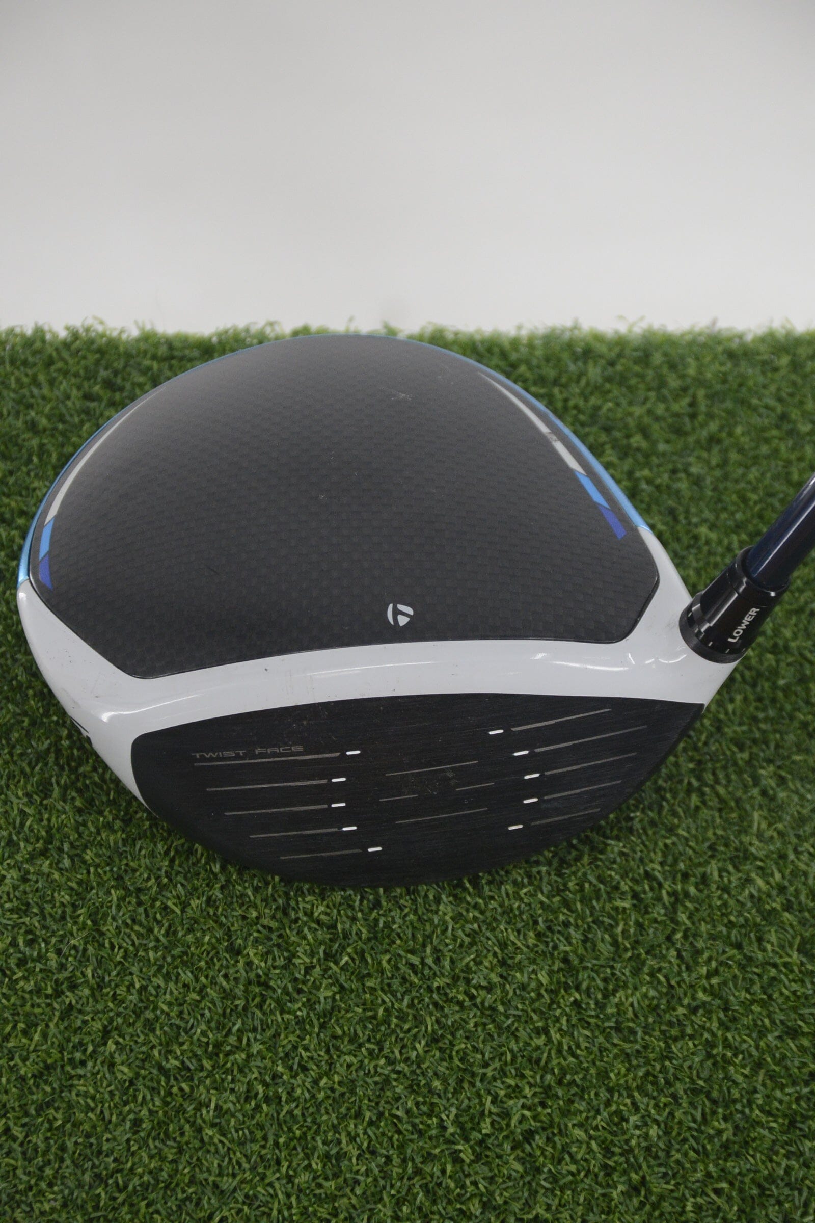 TaylorMade SIM2 Max 10.5 Degree Driver R Flex 45.5 Golf Clubs GolfRoots