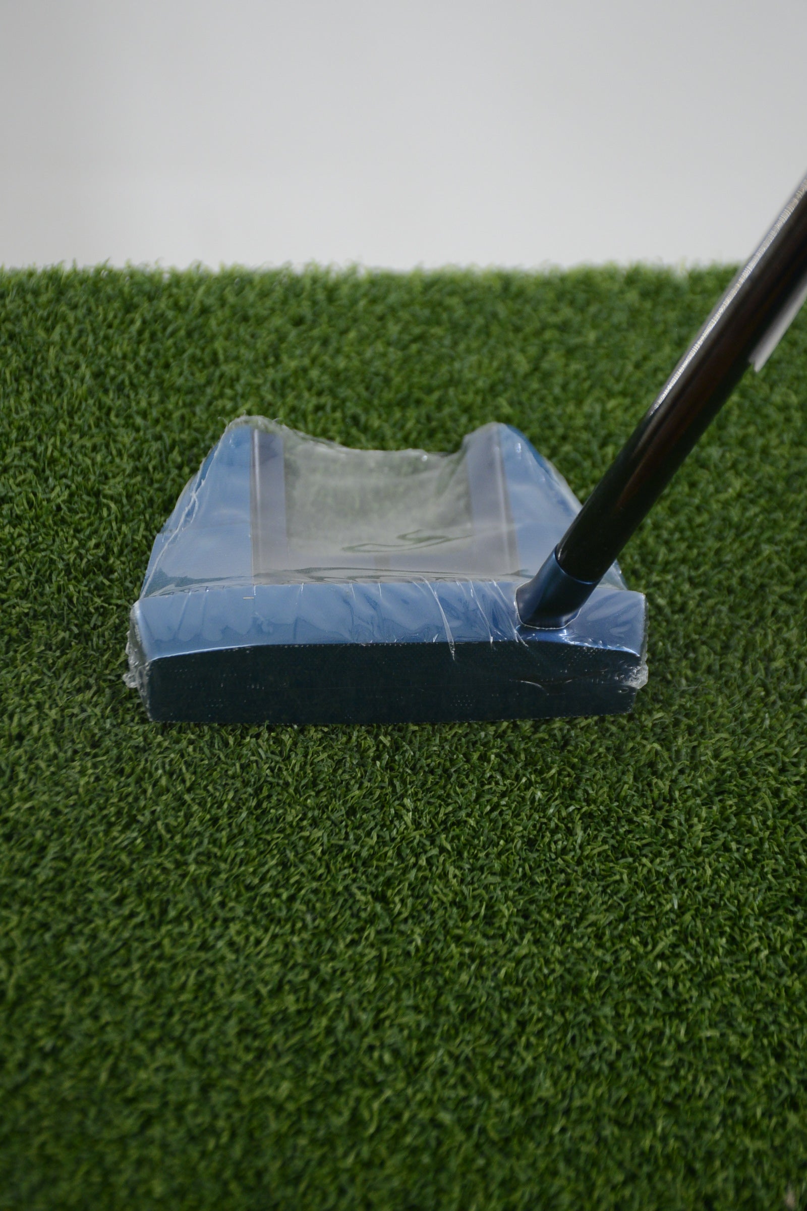 NEW Mizuno M Craft 6 Blue Ion Putter 35"