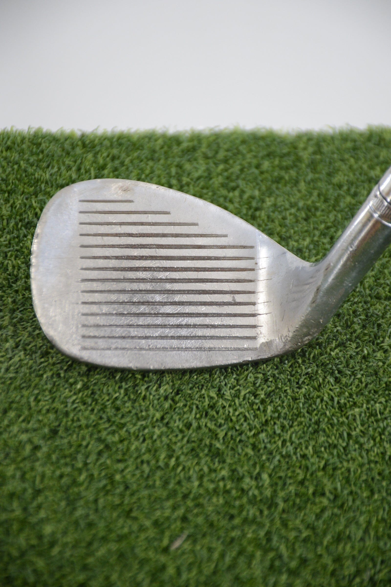 Wilson R 61 Degree Wedge R Flex 35" Golf Clubs GolfRoots