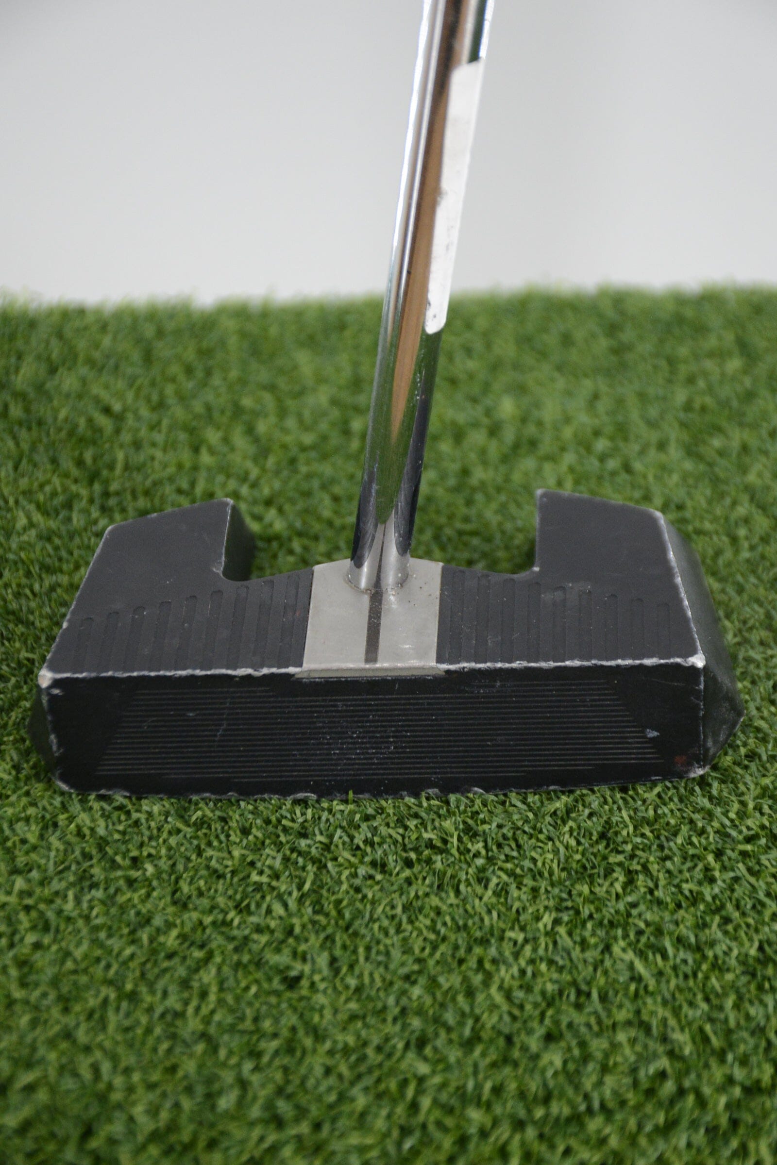 L.A.B. Golf MEZZ.1 Max Broomstick Putter 43.75"
