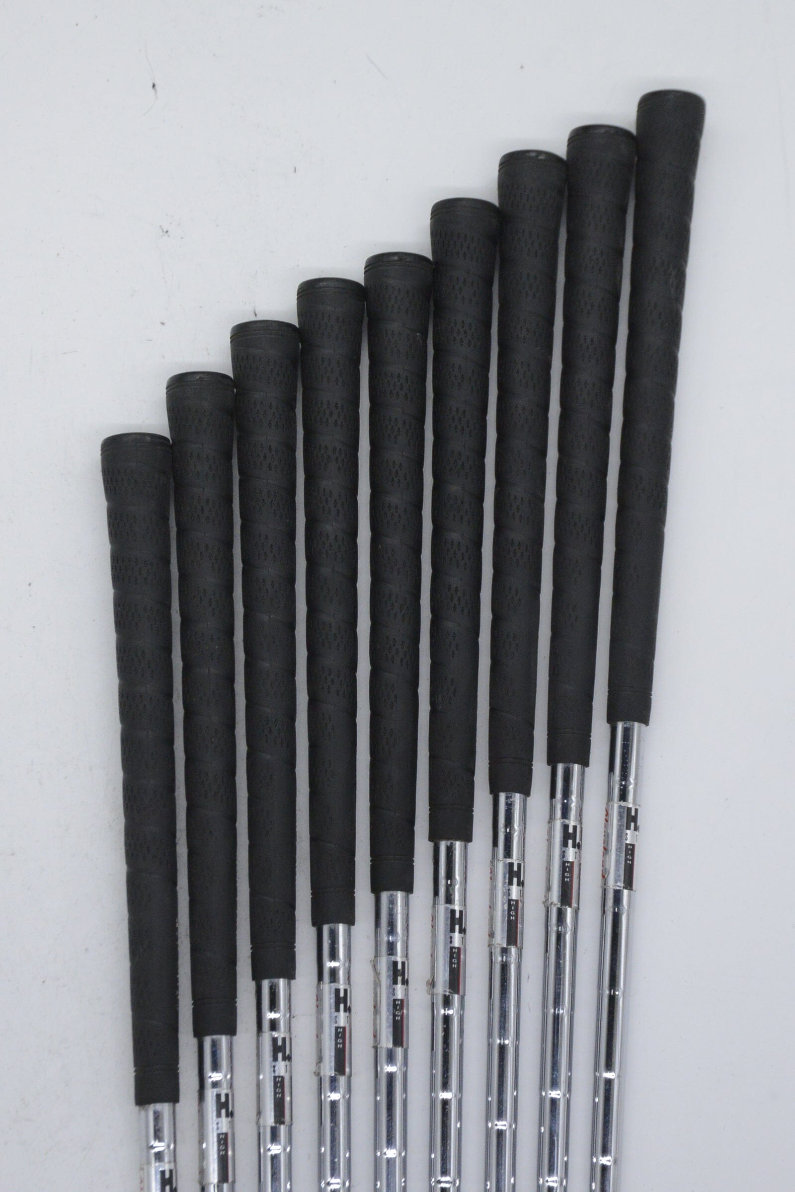 Cleveland Tour Action Reg 588 2-PW Iron Set R Flex -0.25" Golf Clubs GolfRoots