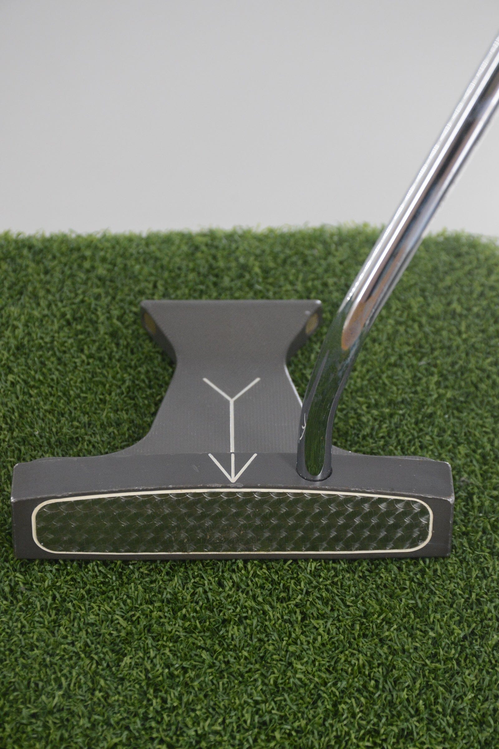 Coutour Golf The Arrow Putter 33" Golf Clubs GolfRoots