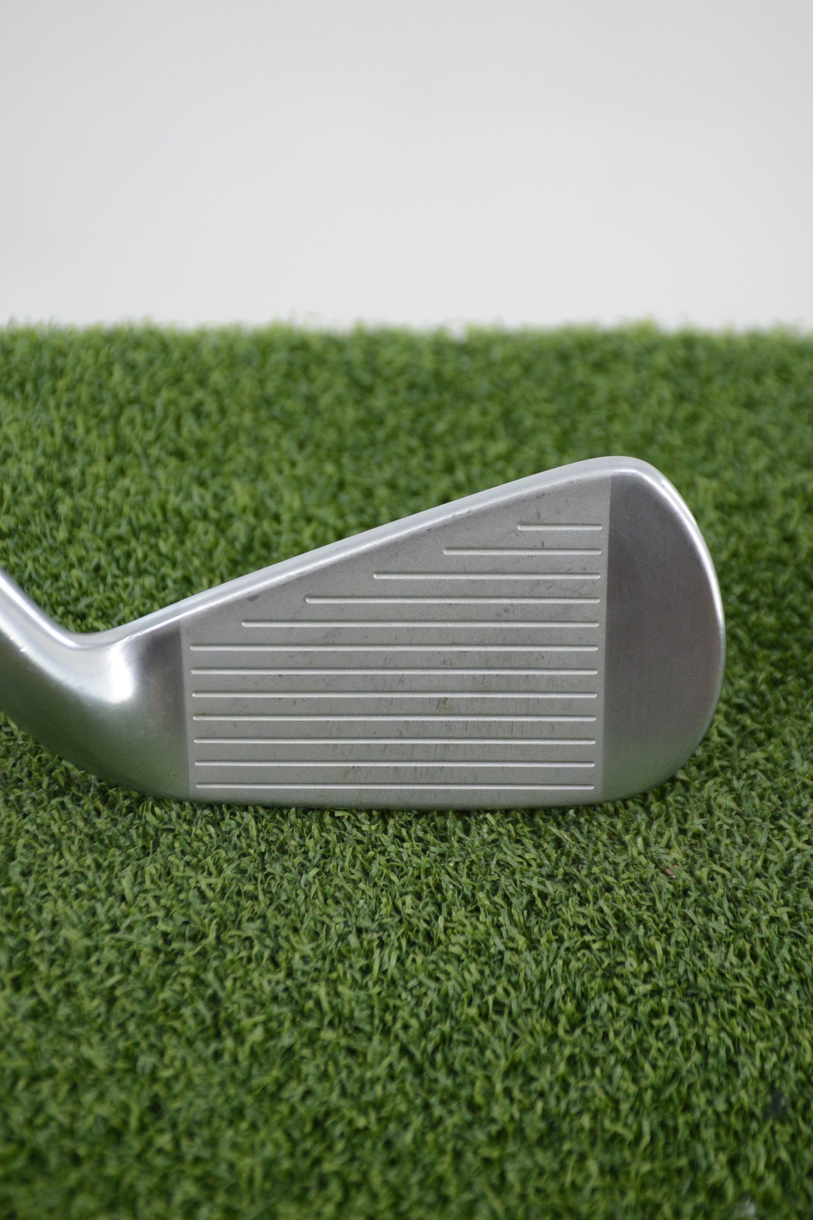 Lefty Titleist T250U 4 Driving Iron X Flex 38.5"