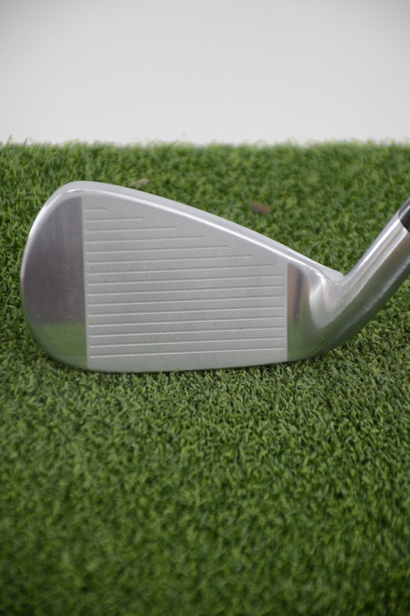 XXIO X Black 4 Iron R Flex 38.25" Golf Clubs GolfRoots