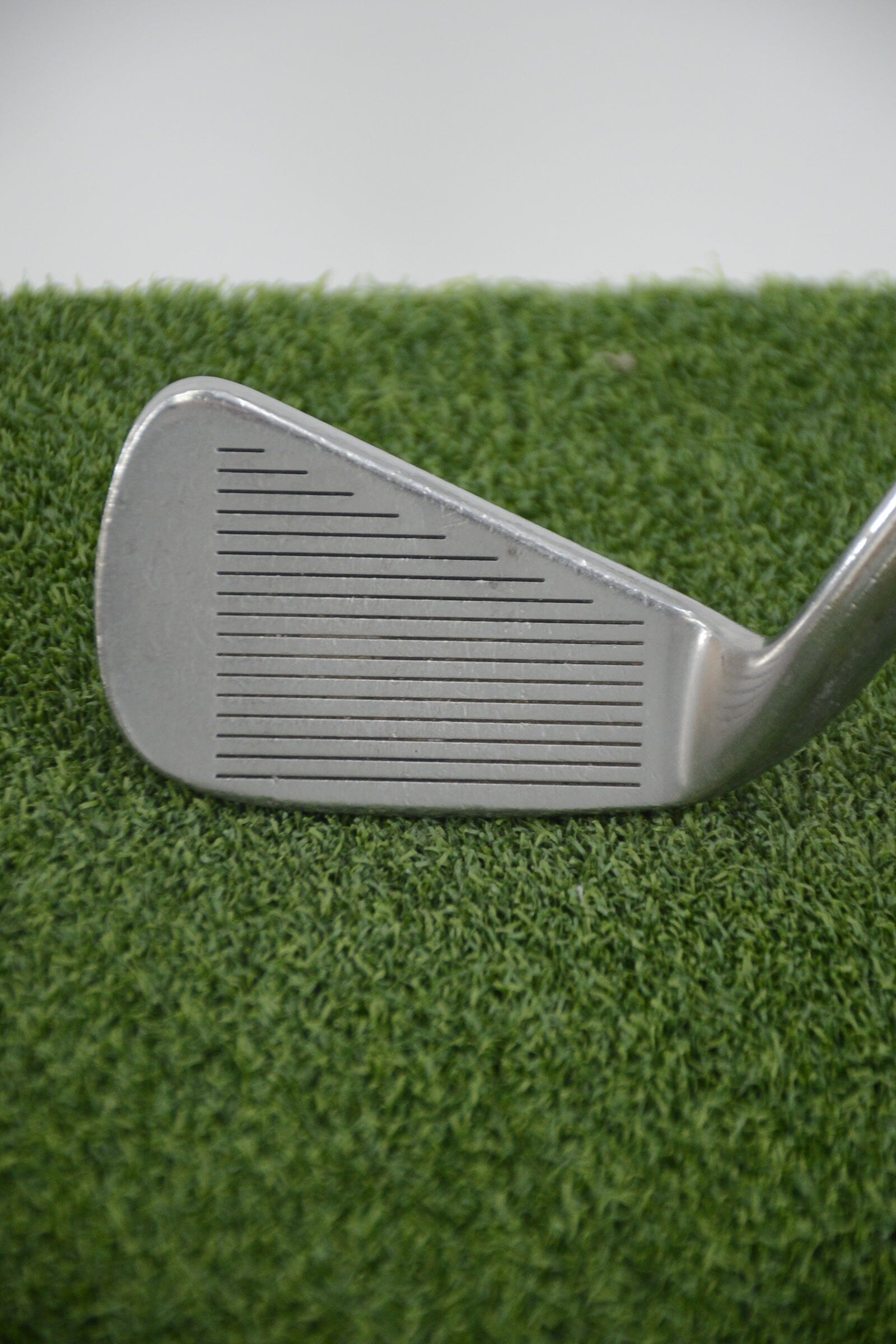 Titleist DCI Black 6 Iron R Flex 37" Golf Clubs GolfRoots