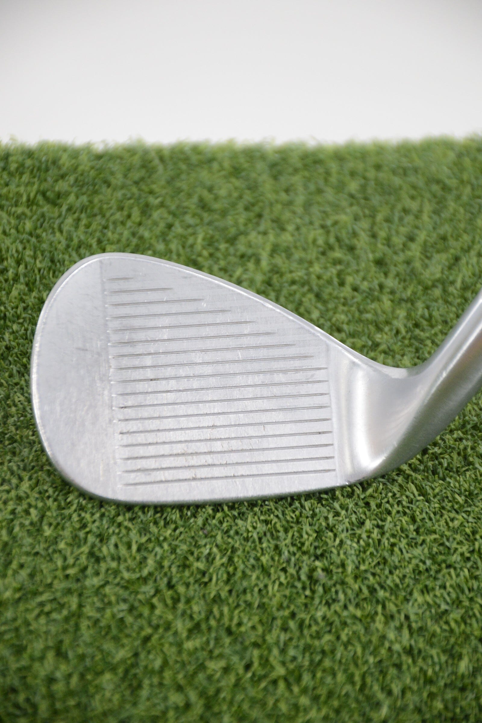 Titleist Vokey SM8 Tour Chrome 52 Degree Wedge R Flex 35.25" Golf Clubs GolfRoots