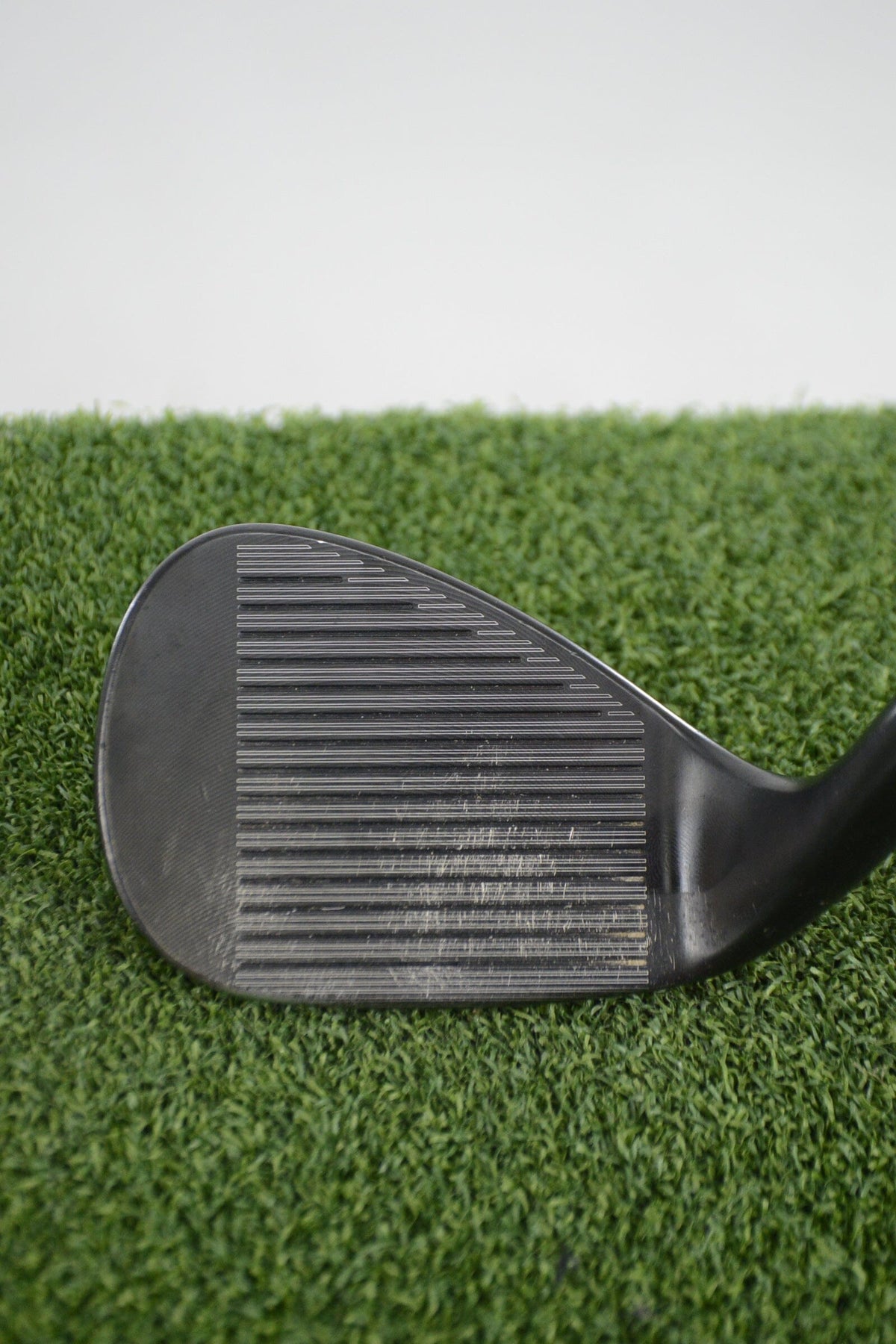 Cleveland 588 RTX Black Pearl 52 Degree Wedge Wedge Flex 35.5" Golf Clubs GolfRoots