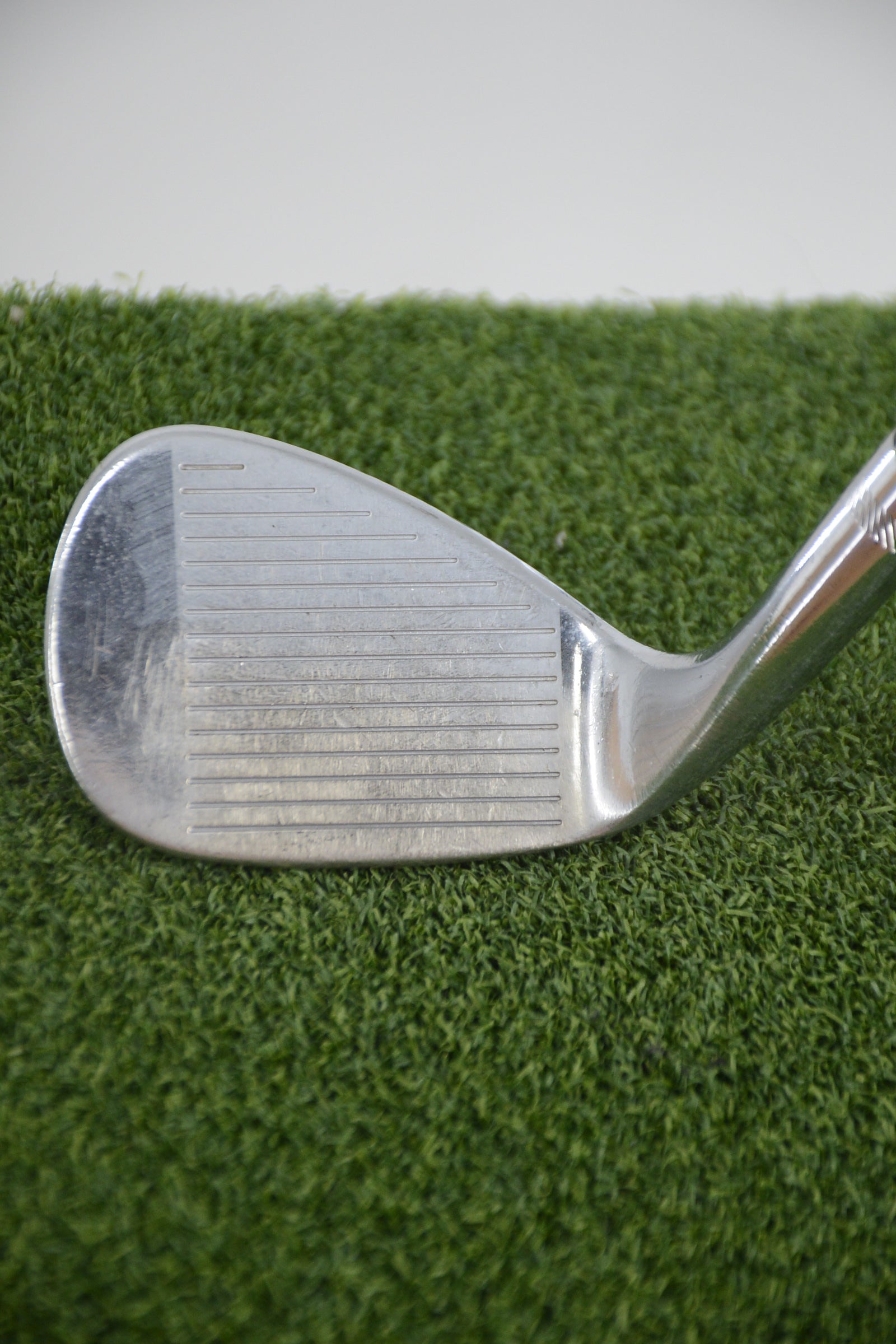 Titleist Vokey Chrome 200 Series 52 Degree Wedge Wedge Flex 35.25"