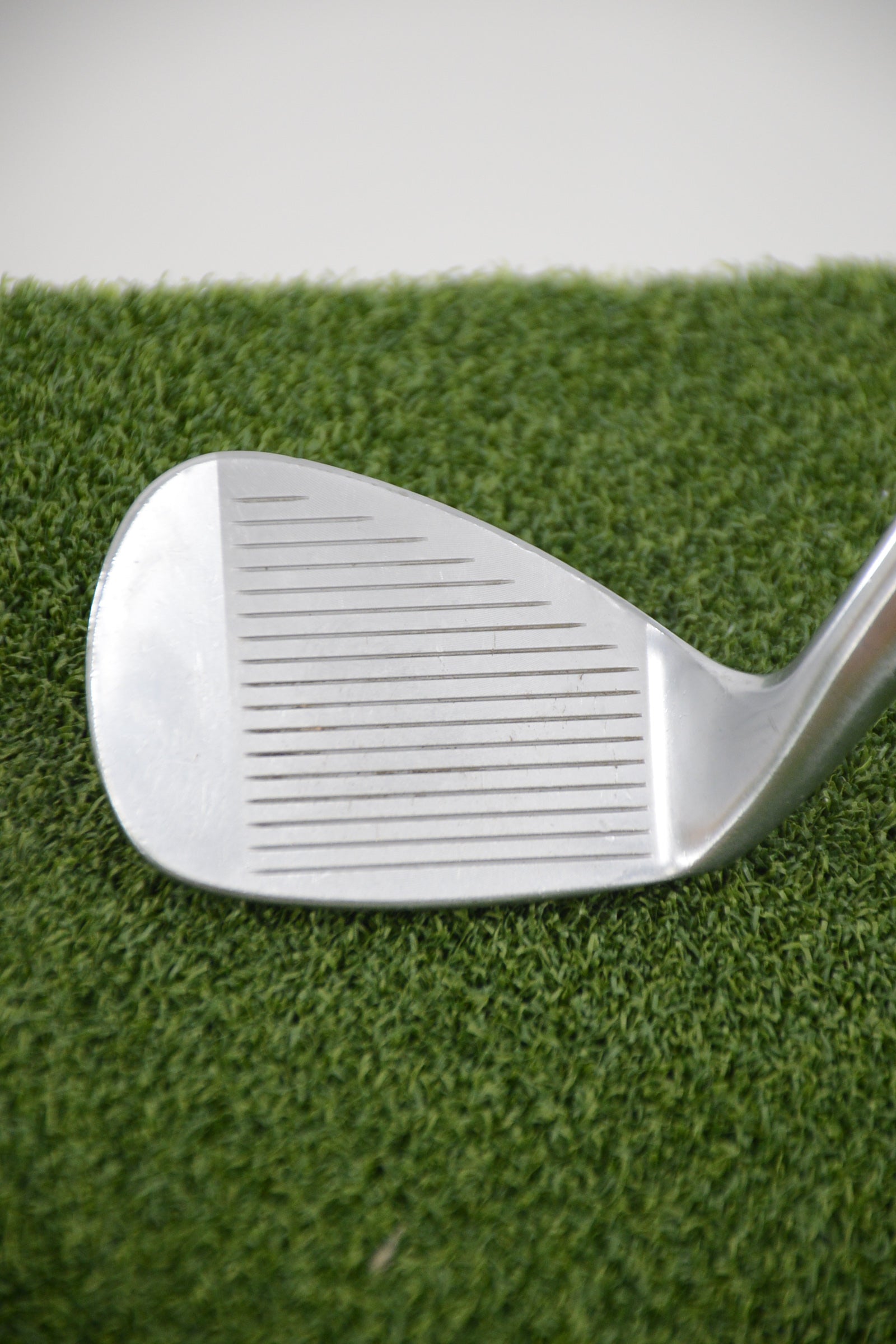 Titleist Vokey SM5 Tour Chrome 56 Degree Wedge Wedge Flex 35"