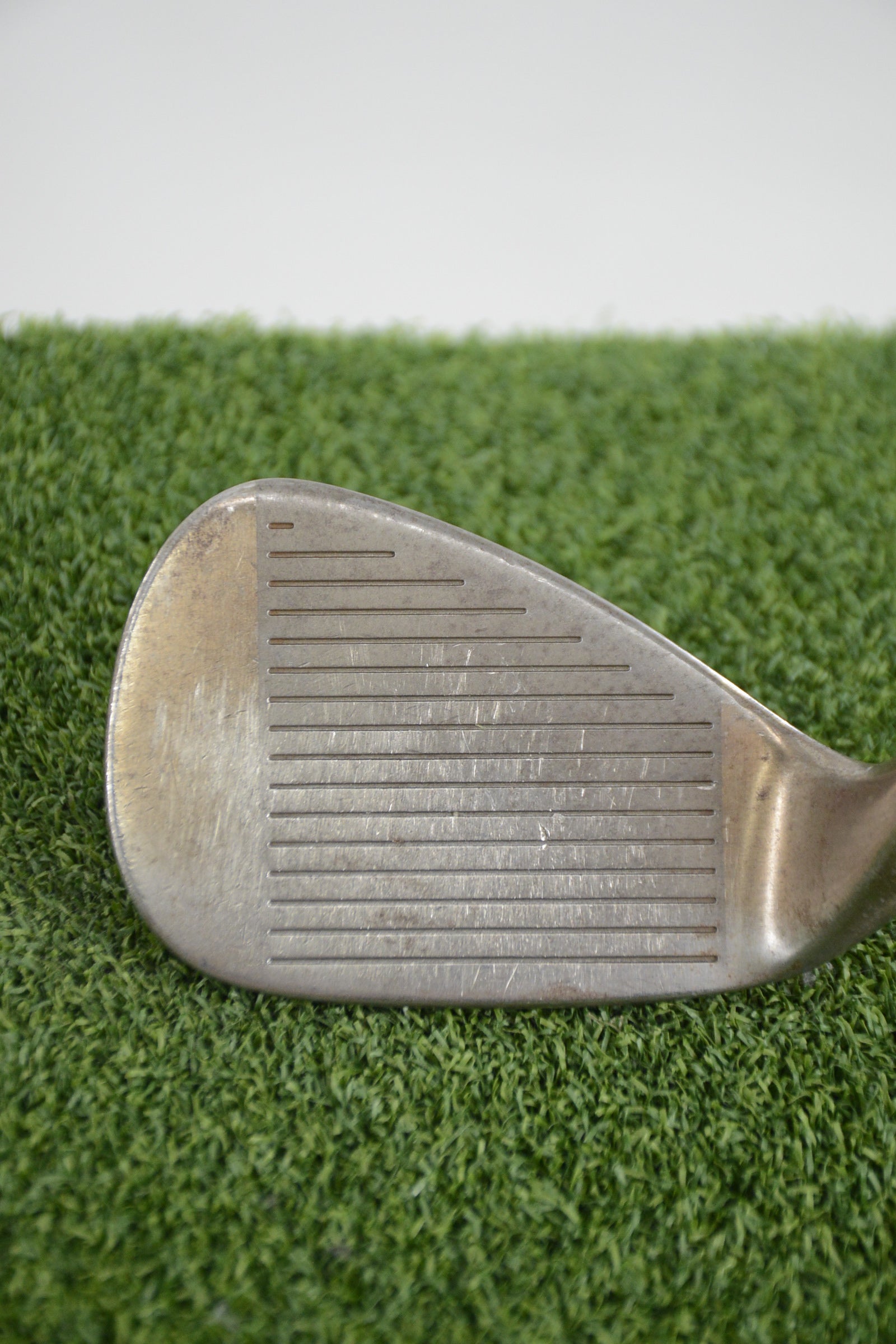 Titleist Vokey Oil Can 200 Series 48 Degree Wedge R Flex 35.75"