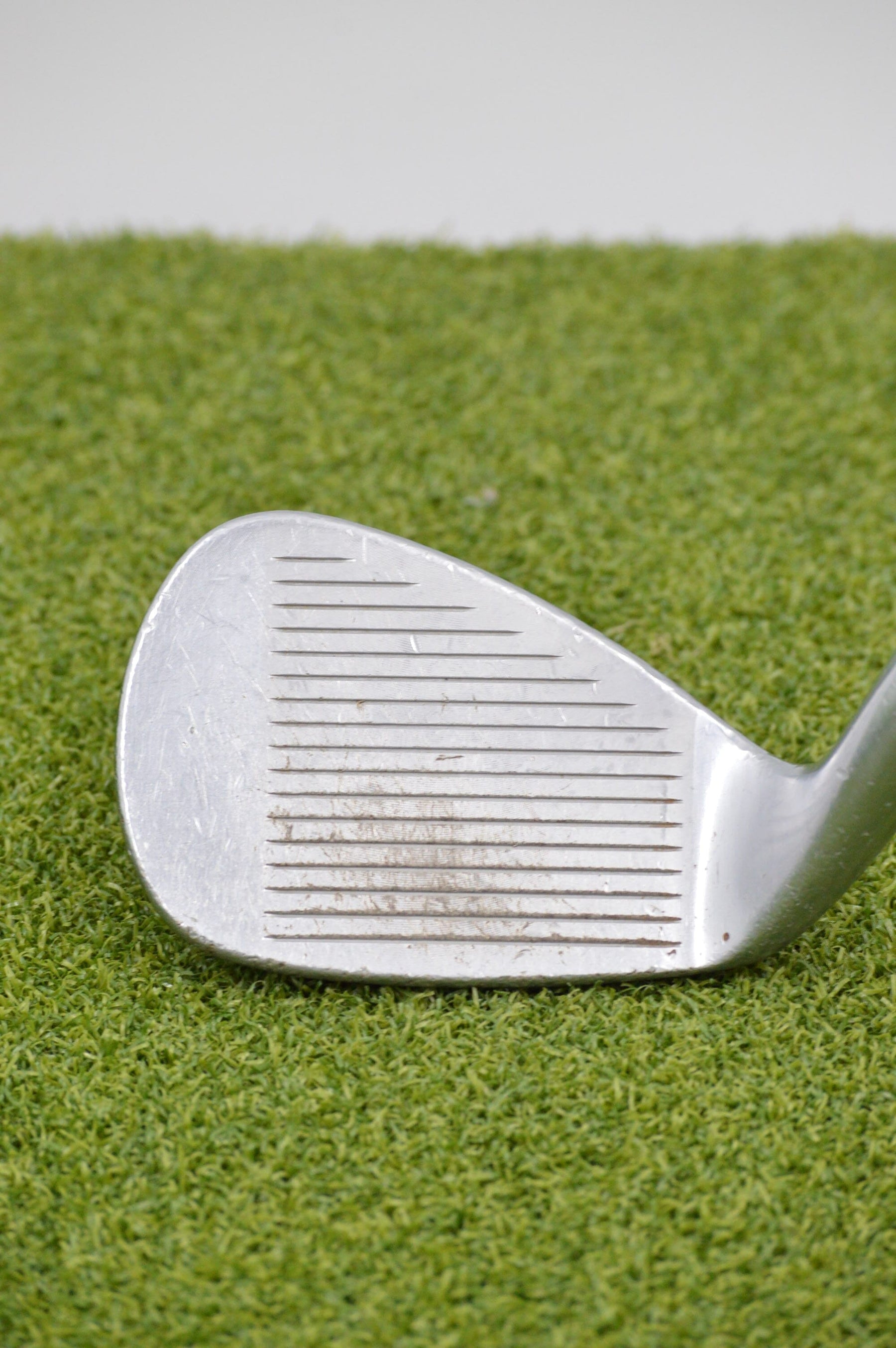 Titleist Vokey SM5 Tour Chrome M Grind 56 Degree Wedge Wedge Flex Golf Clubs GolfRoots 