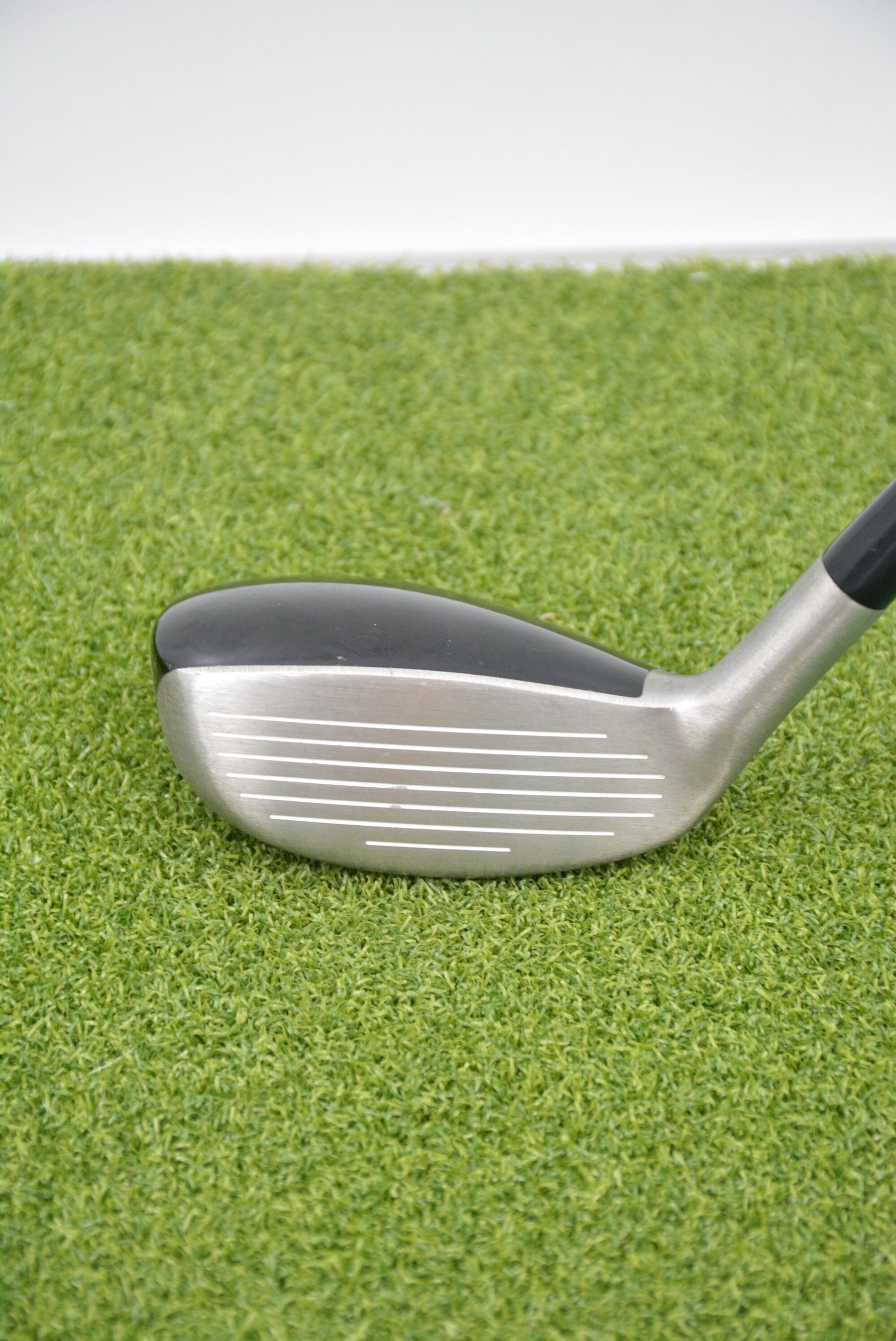 Titleist 585.H 19 Degree Hybrid S Flex Golf Clubs GolfRoots 