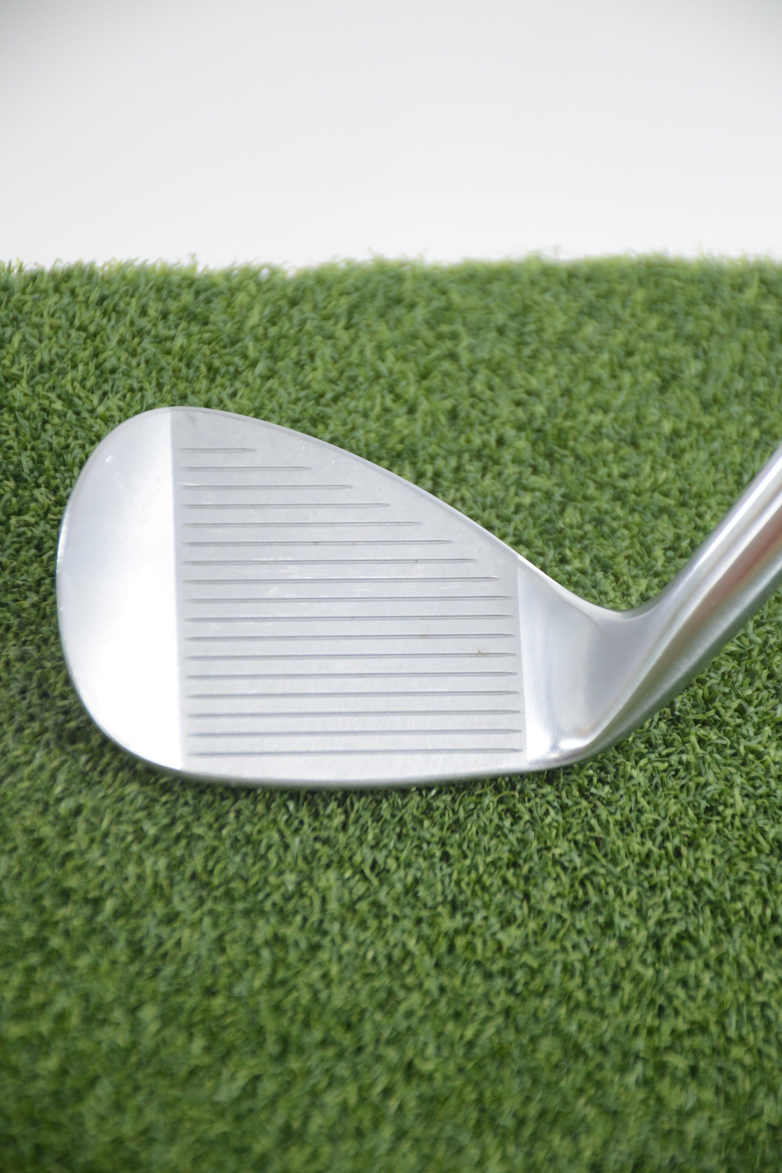 Titleist Vokey SM5 Tour Chrome 60 Degree Wedge S Flex 35"