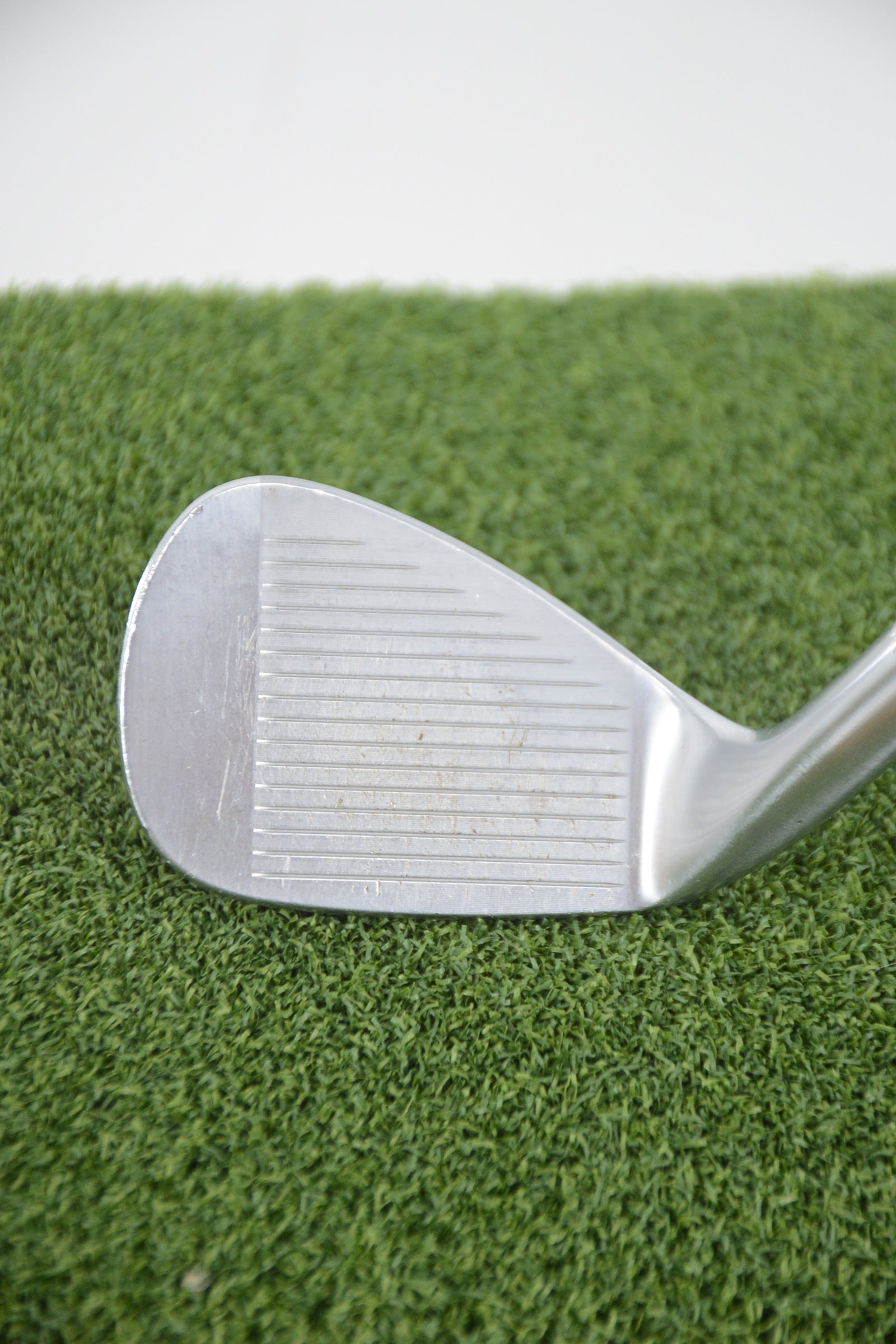 Titleist Vokey SM6 Tour Chrome 50 Degree Wedge X Flex 35.25"