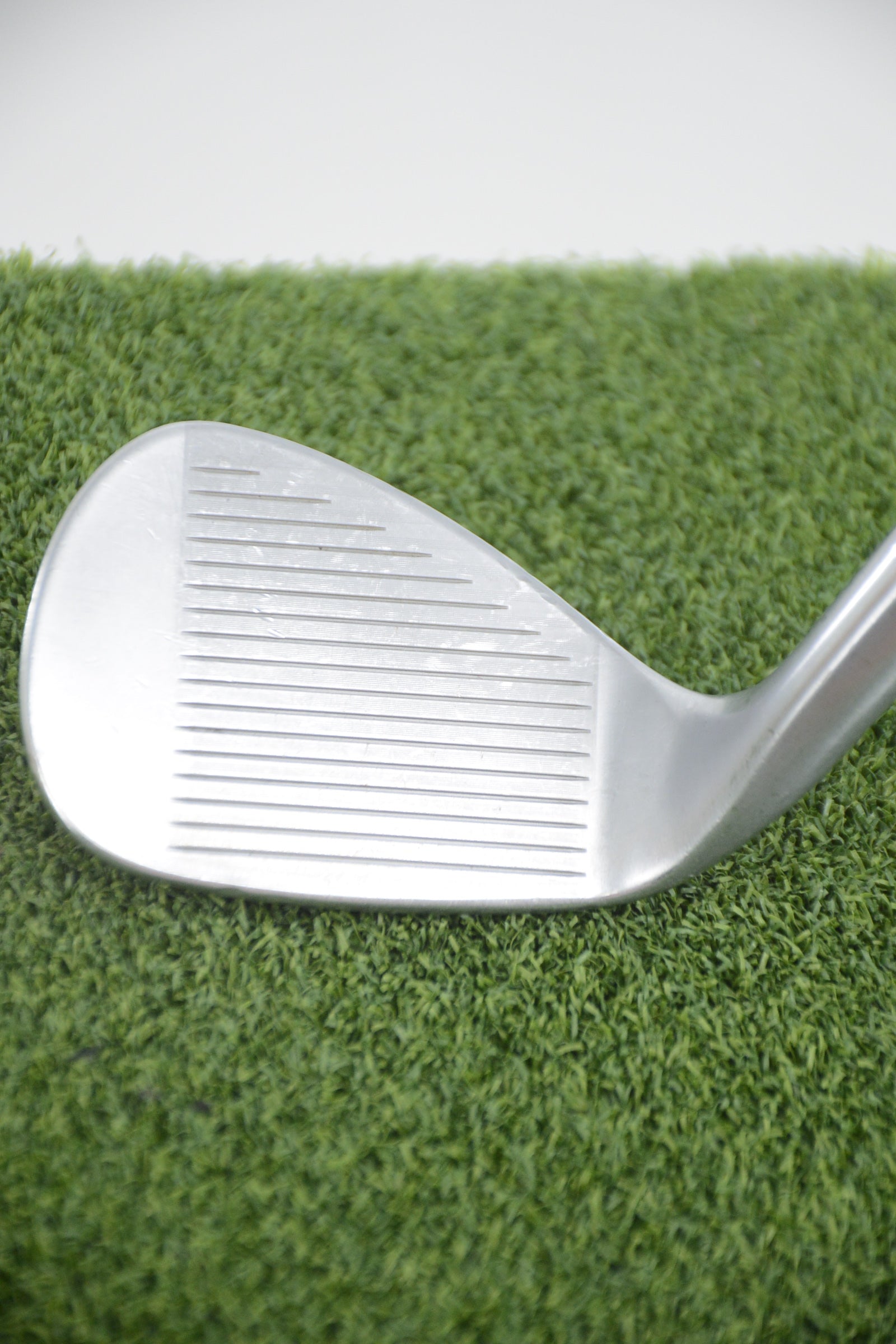 Titleist Vokey SM9 Tour Chrome 56 Degree Wedge Wedge Flex 35"