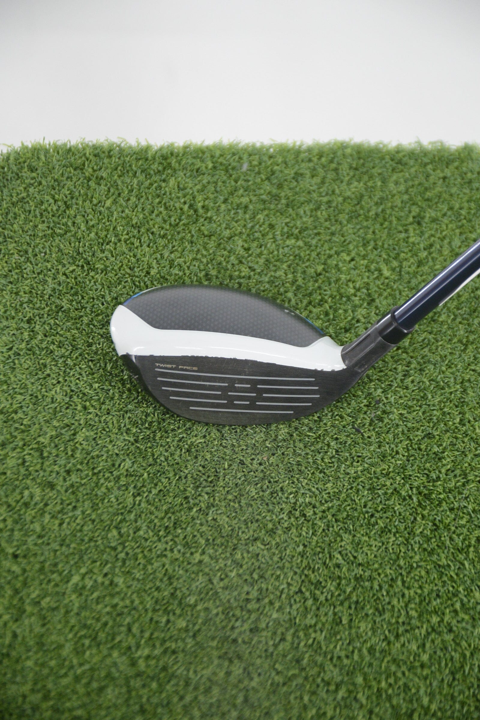 TaylorMade SIM2 Max Rescue 4 Hybrid R Flex 39.75" Golf Clubs GolfRoots 