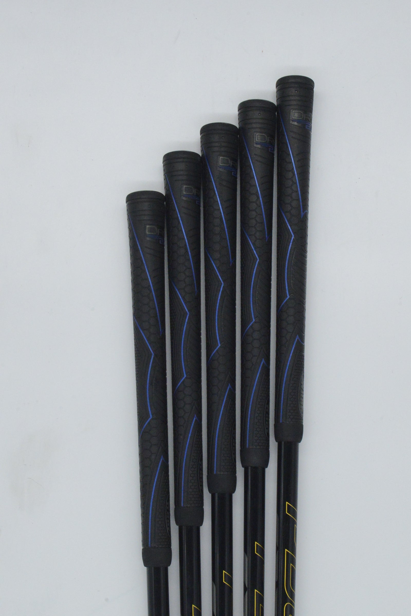 Lefty TaylorMade Qi HL 7-AW Iron Set R Flex -0.25"