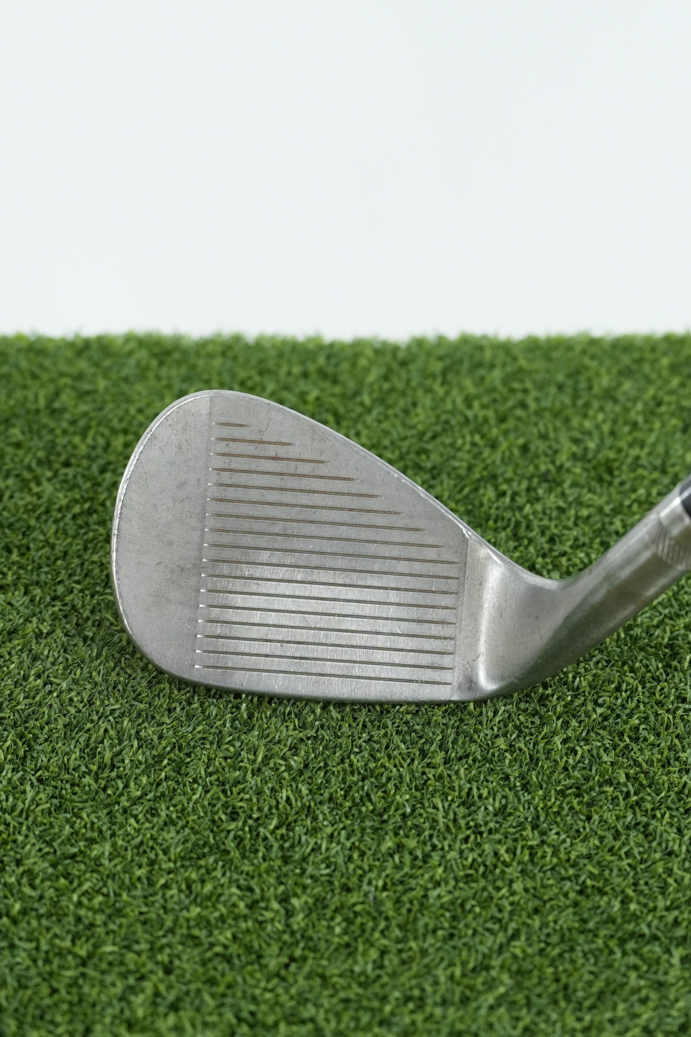 Titleist Vokey SM8 Brushed Steel 52 Degree Wedge S Flex 36"