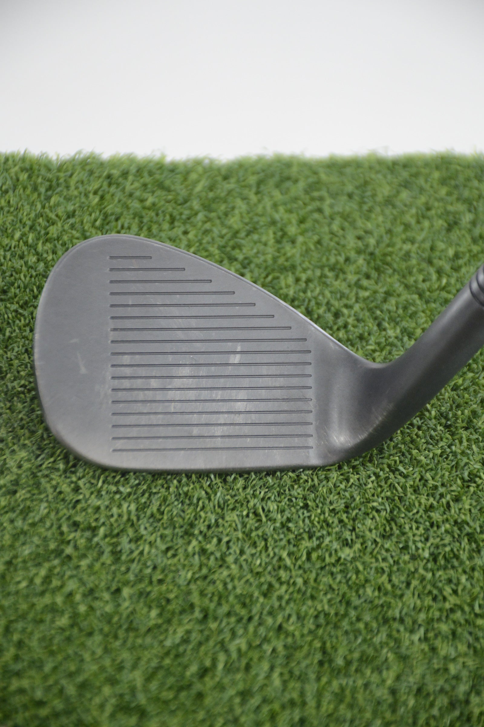 TaylorMade Milled Grind Black 52 Degree Wedge Wedge Flex 35.25"