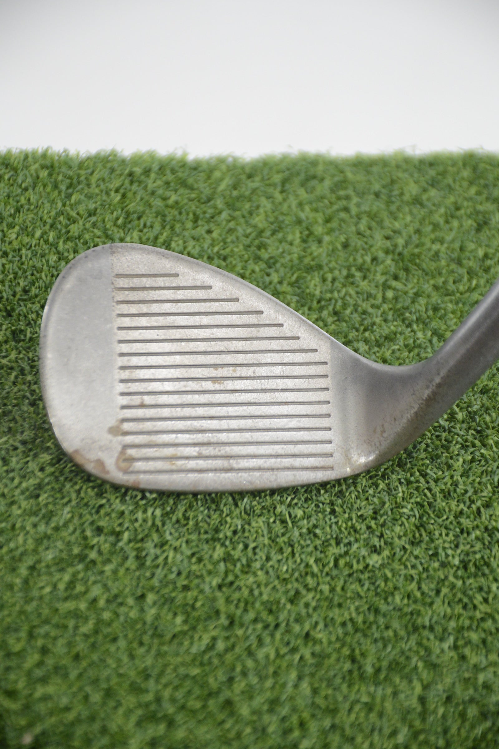 Cleveland 588 Tour Action 60 Degree Wedge R Flex 34.75"